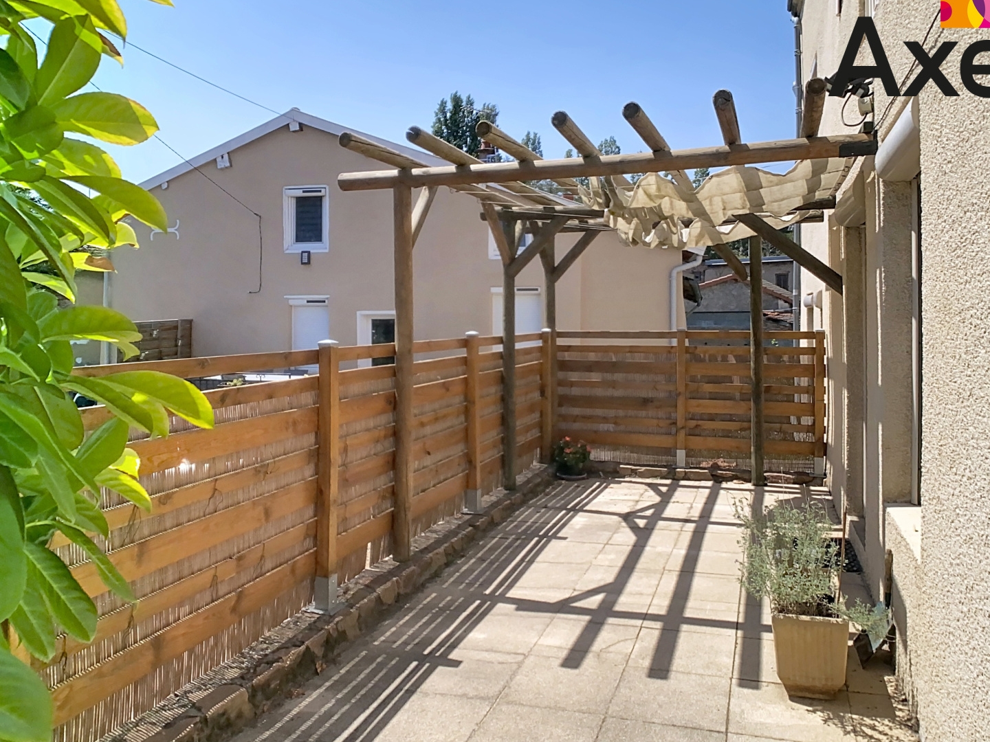 Maison à vendre - 4 pièces - 90m2 - Saint-André-D'apchon (42370)