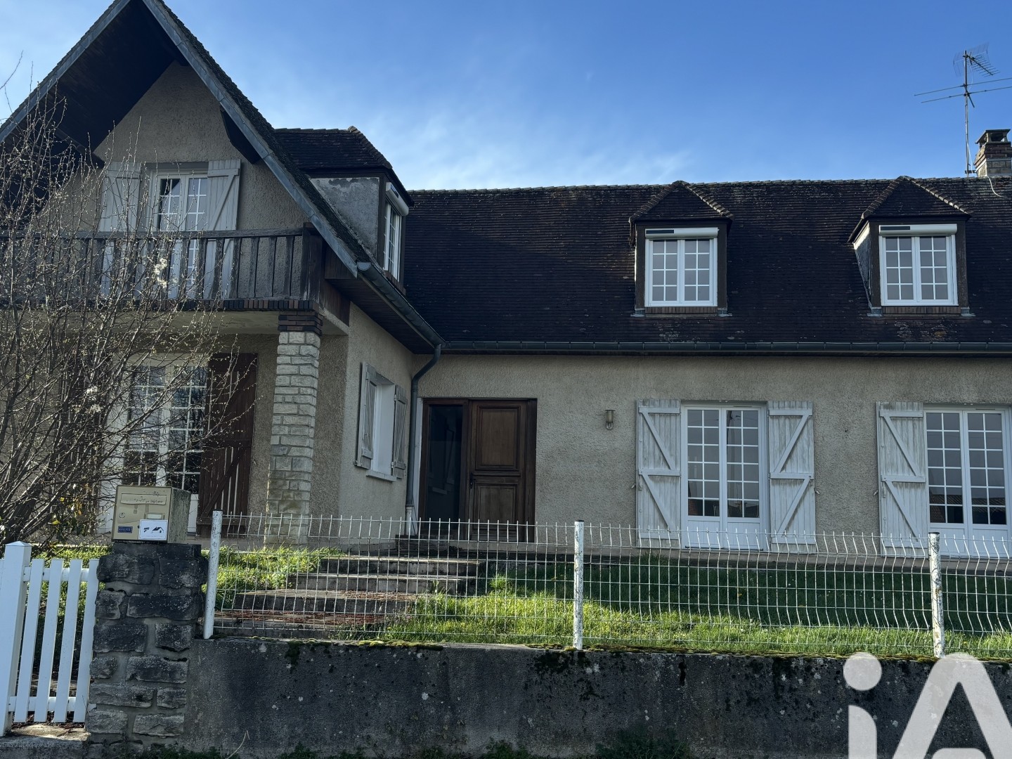 Maison 7 pièces 250 m²