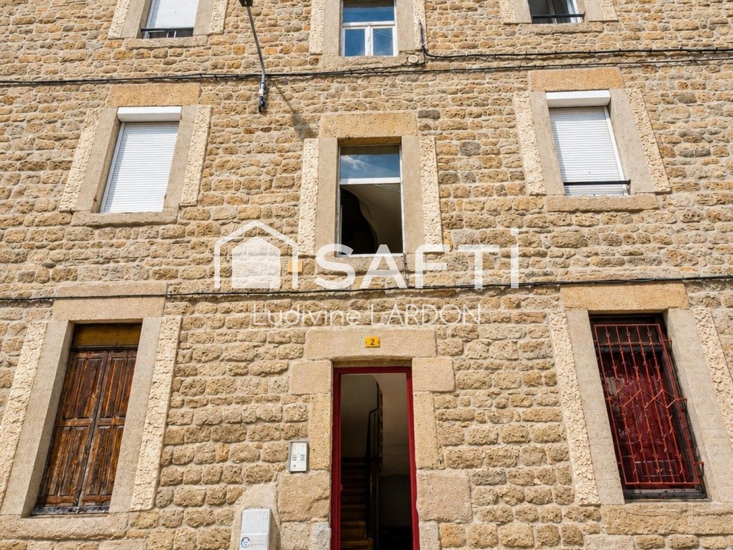 Immeuble à vendre - 354m2 - Saint-Étienne (42000)