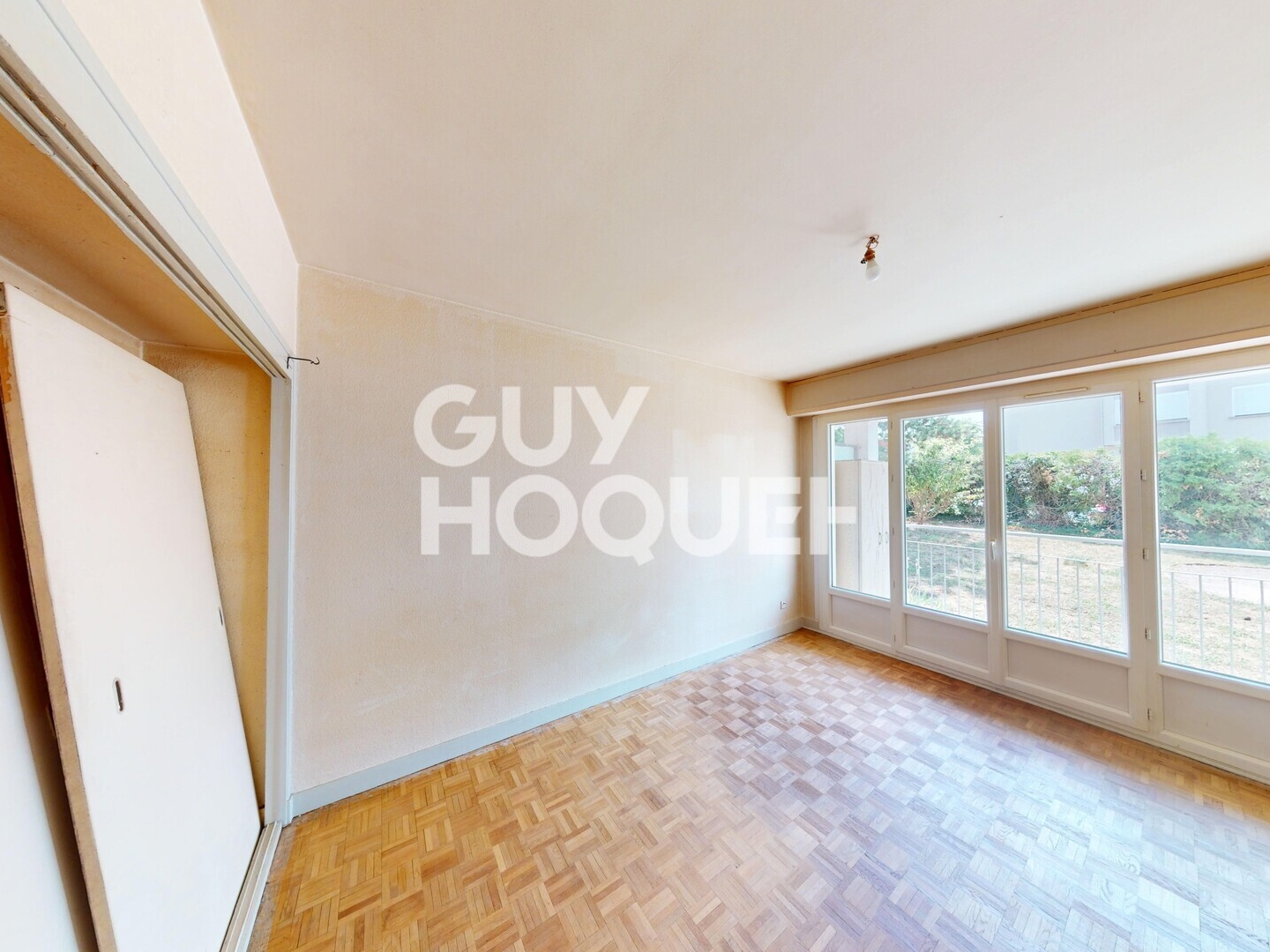 Appartement à vendre - 2 pièces - 43m2 - Dijon (21000)