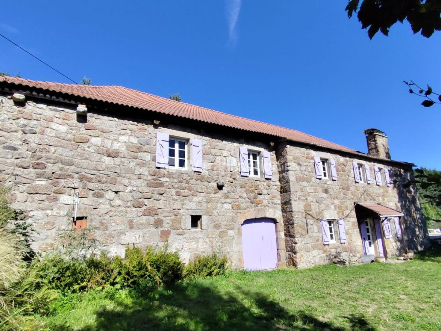 Au calme, séjour 82m2, 4 chambres, piscine, 10 hectares