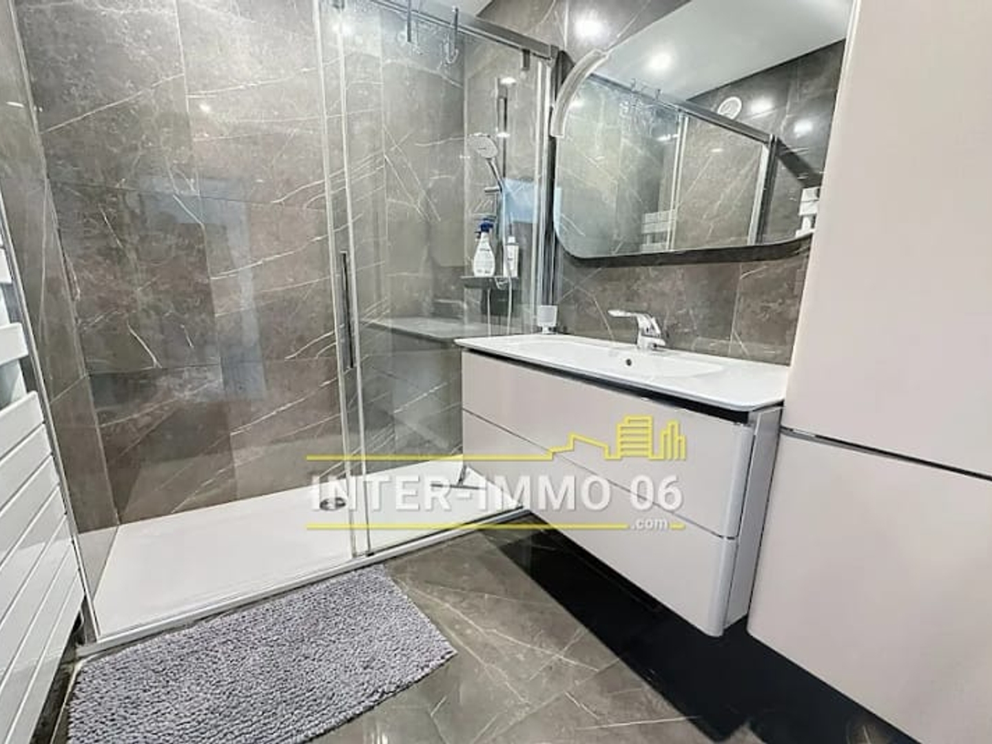 Appartement à vendre - 3 pièces - 70m2 - Cagnes-Sur-Mer (06800)