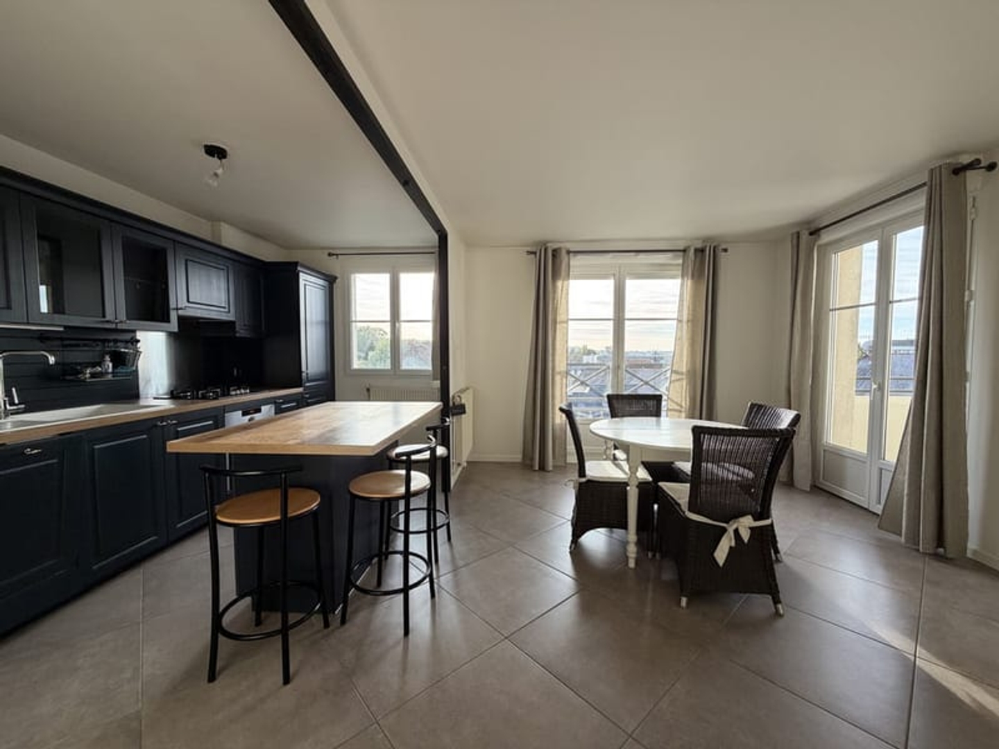 Appartement à vendre - 3 pièces - 70m2 - Villers-Cotterêts (02600)