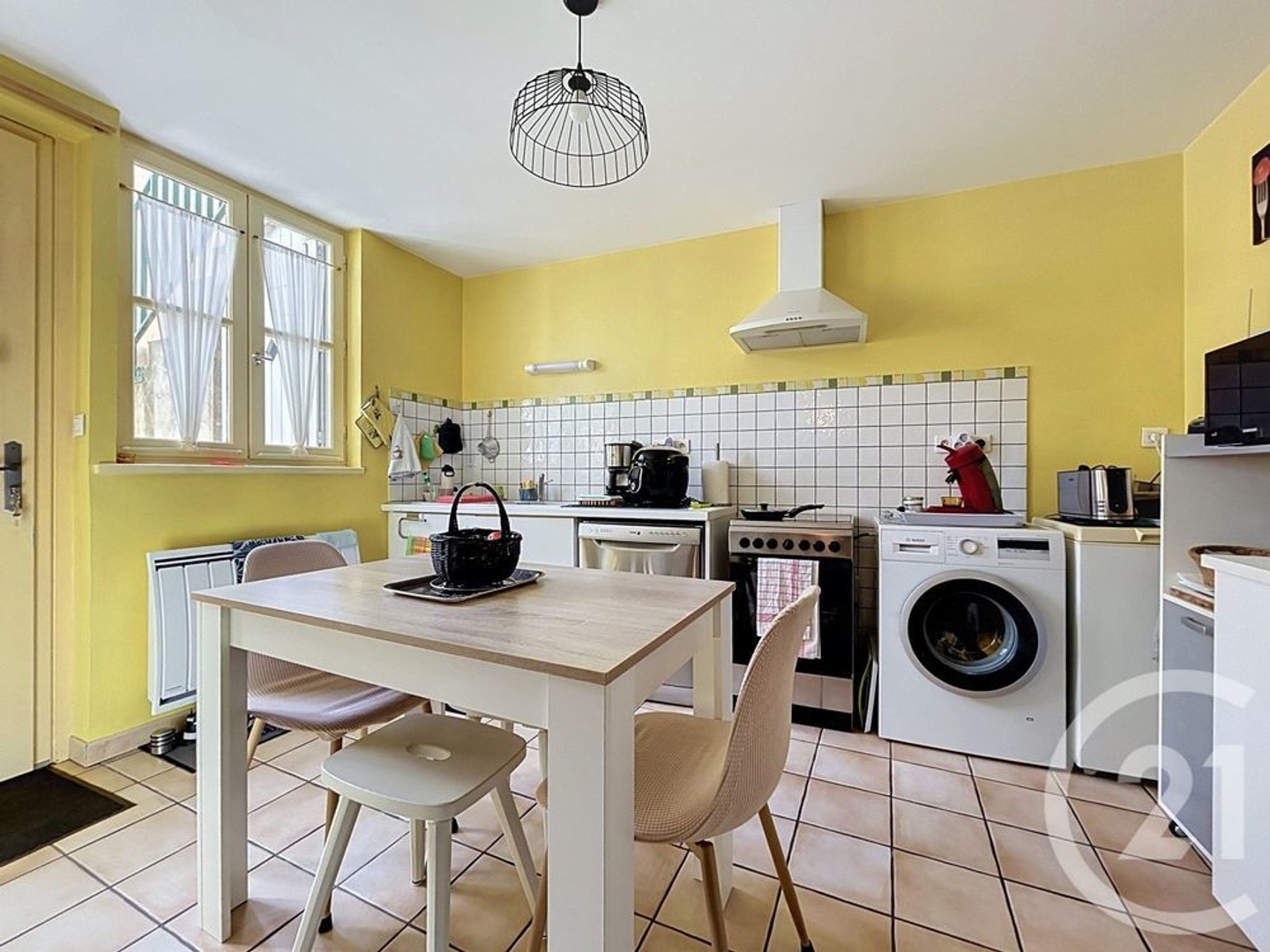 Maison à vendre - 7 pièces - 186m2 - Saint-Pourçain-Su... (03500)