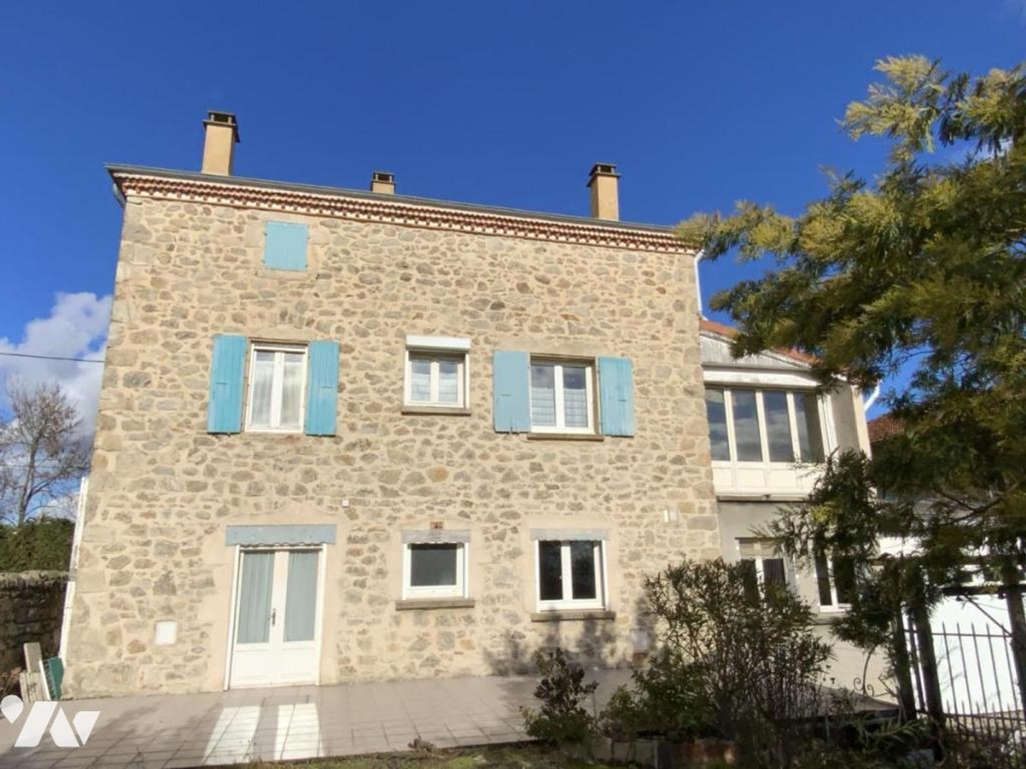 Maison à vendre - 6 pièces - 162m2 - Saint-Cyr (71240)