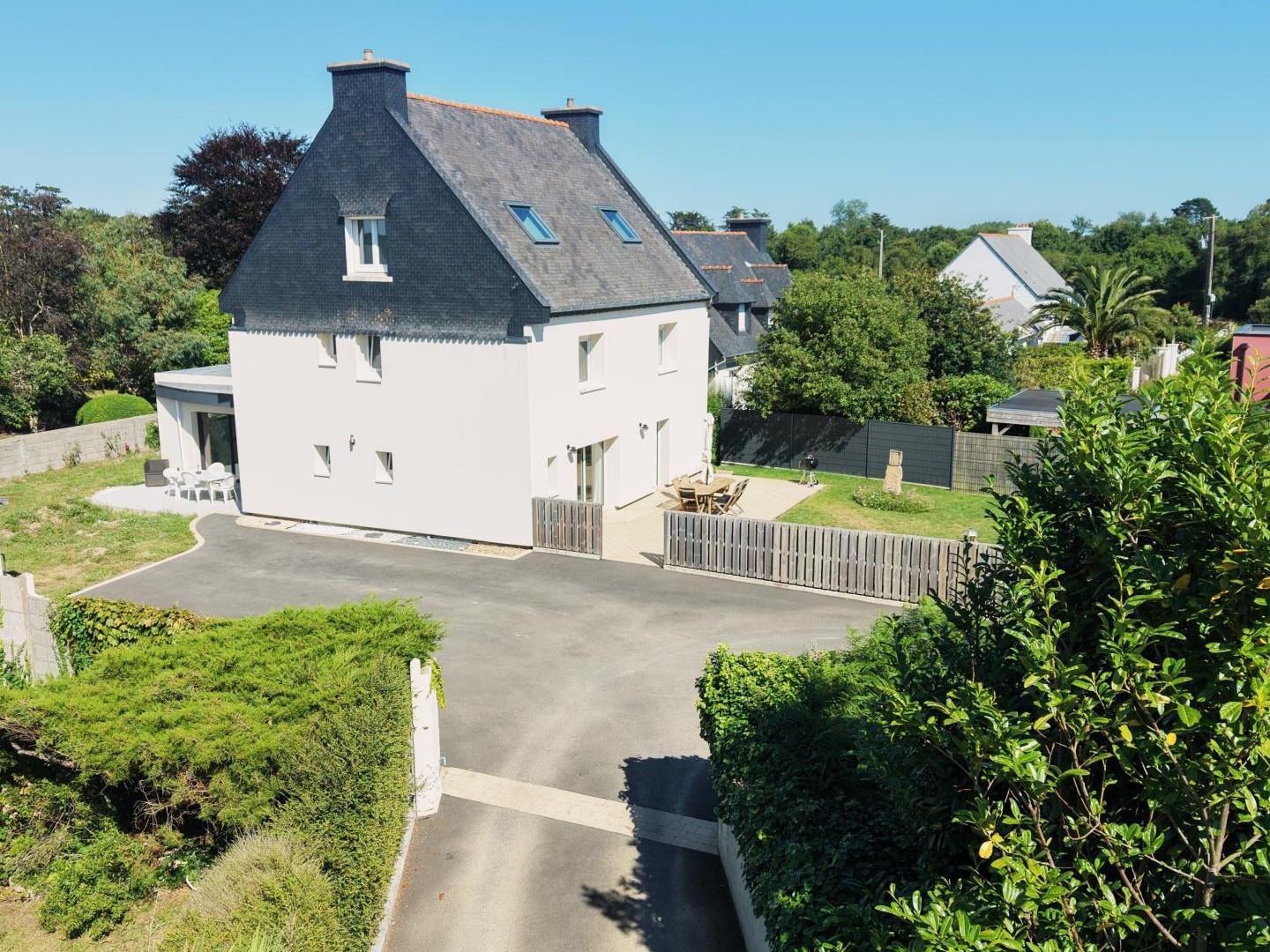 Maison Lannion (Beg Léguer) proche mer - entièrement rénovée - 200 m2