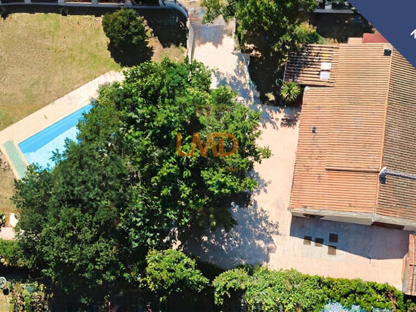 Maison à vendre - 7 pièces - 105m2 - Bagnols-En-Forêt (83600)