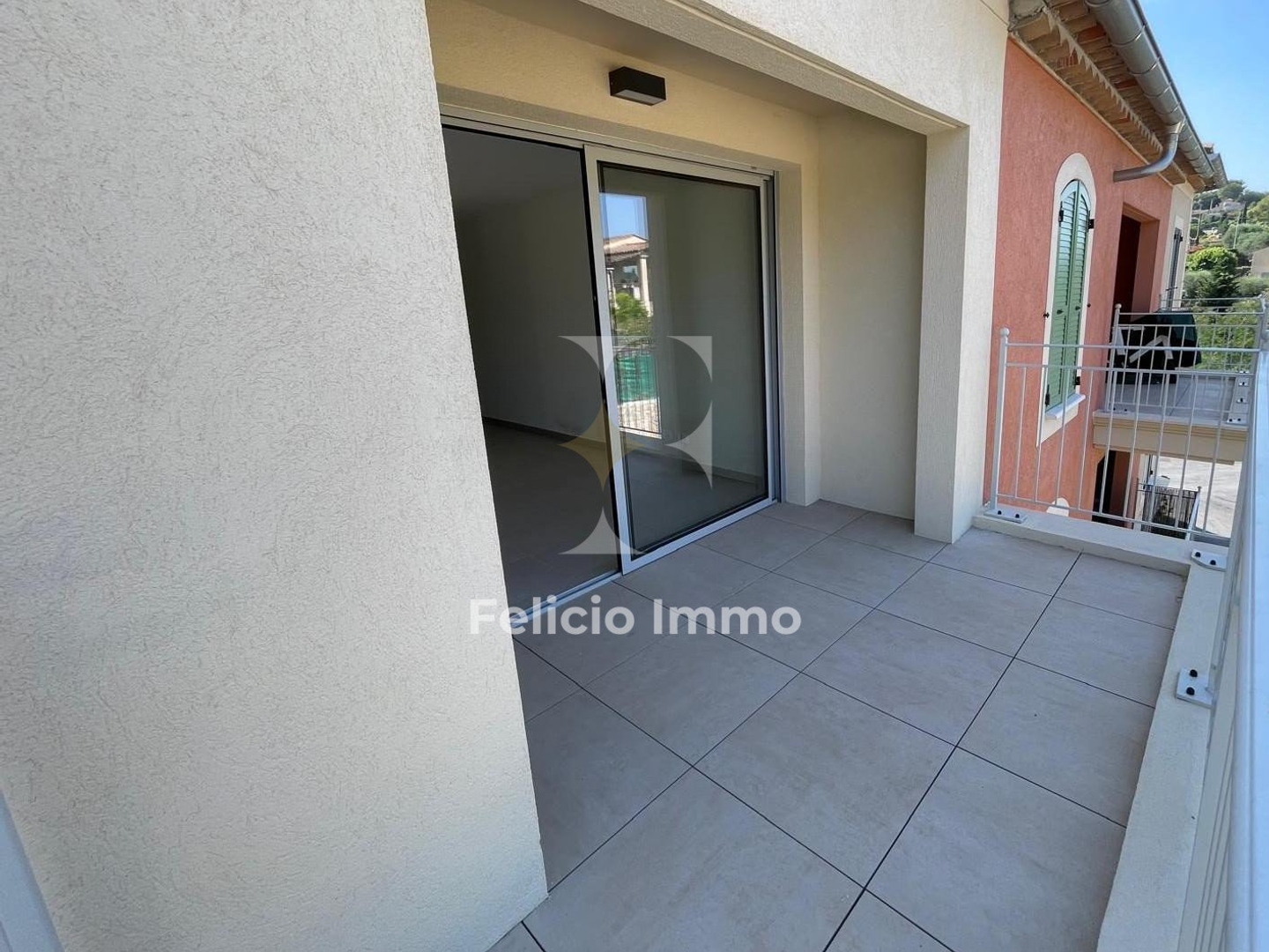 Appartement à vendre - 3 pièces - 61m2 - Le Rouret (06650)
