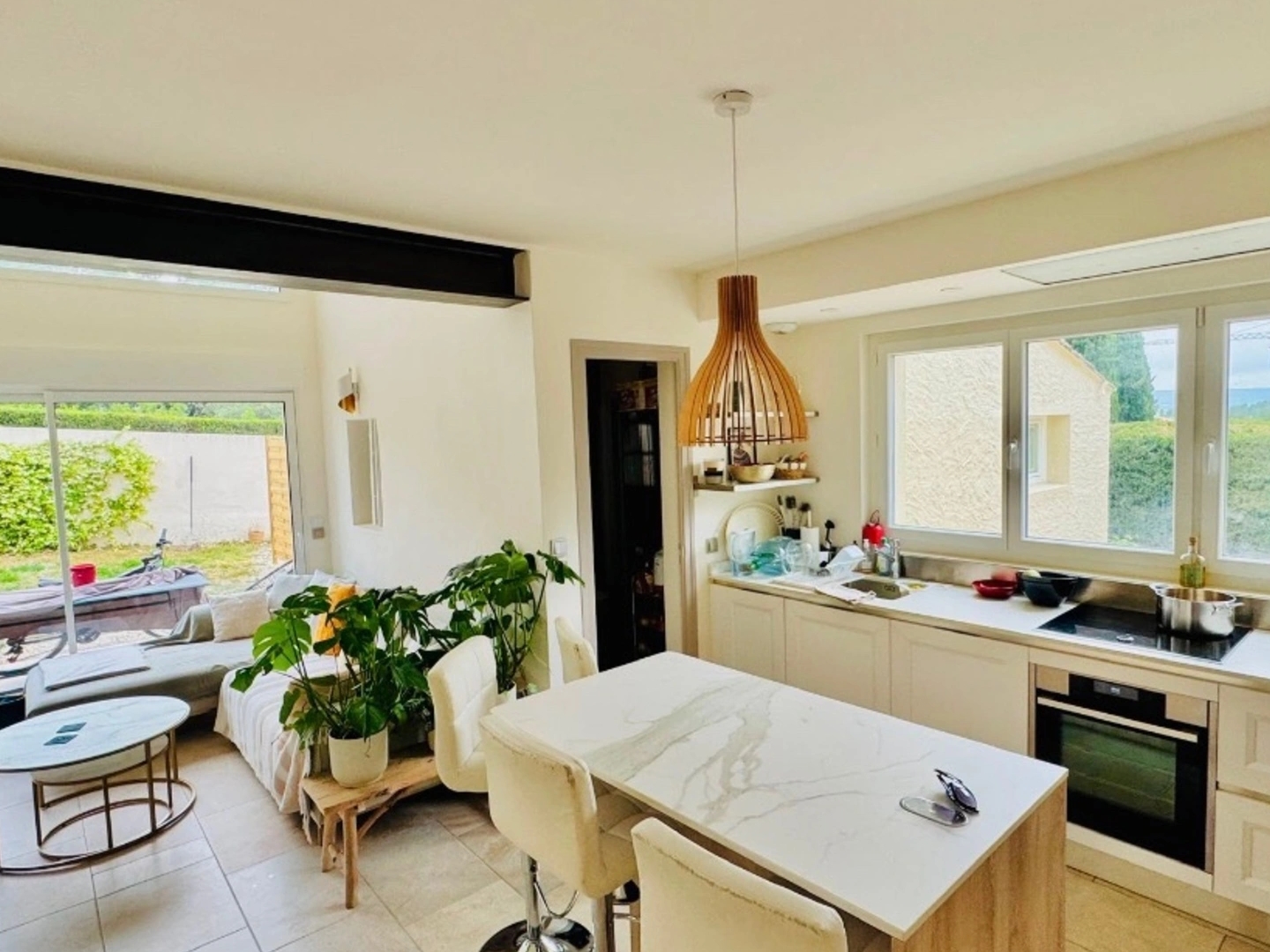 Maison à vendre - 6 pièces - 125m2 - Aix-En-Provence (13090)