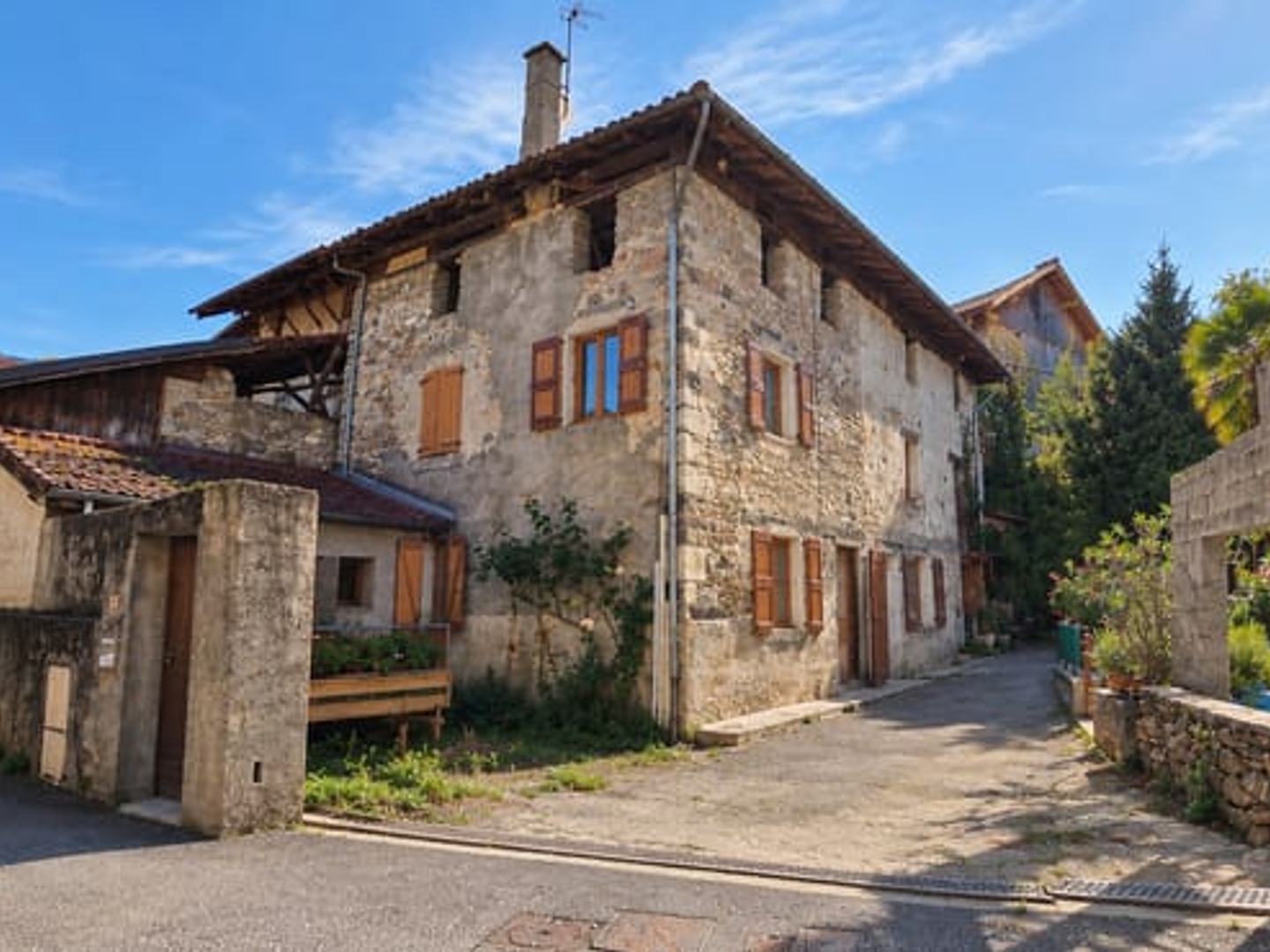 Maison à vendre - 4 pièces - 121m2 - Saint-Maximin (38530)