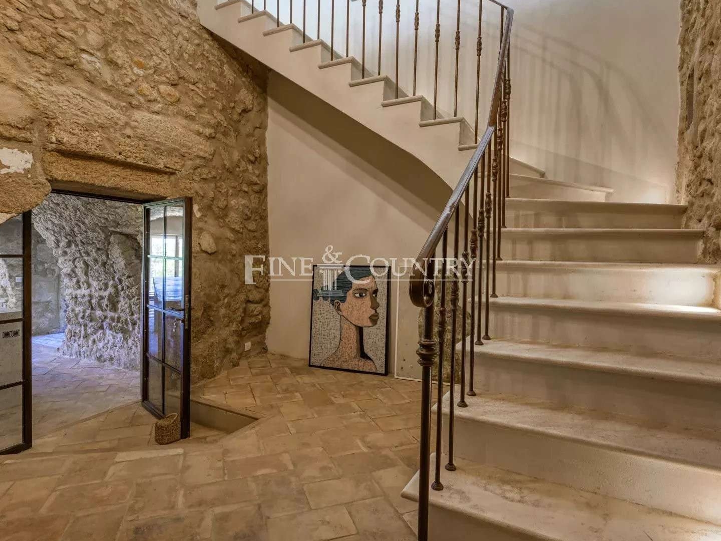 Maison à vendre - 18 pièces - 967m2 - Aix-En-Provence (13080)