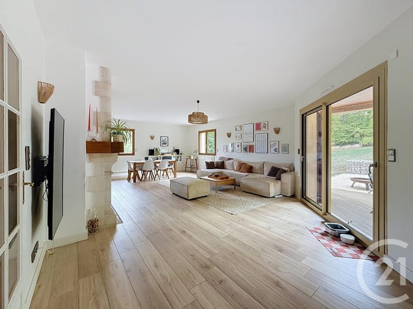 Maison à vendre - 7 pièces - 208m2 - Velars-Sur-Ouche (21370)