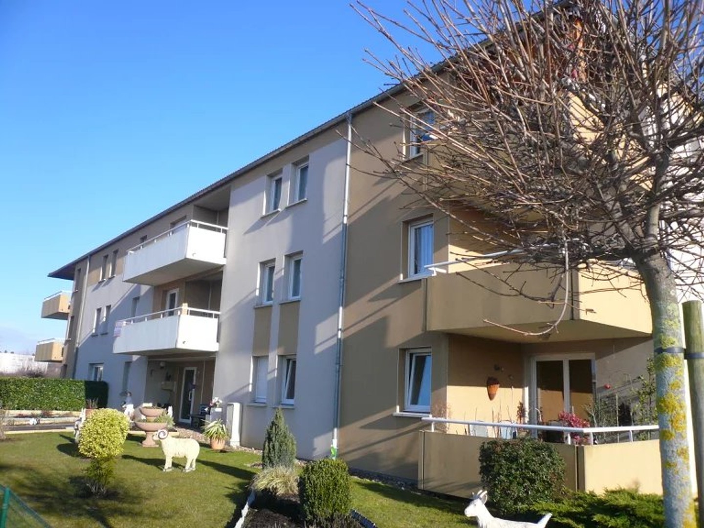 Au calme et proche de l'accès à l'A31