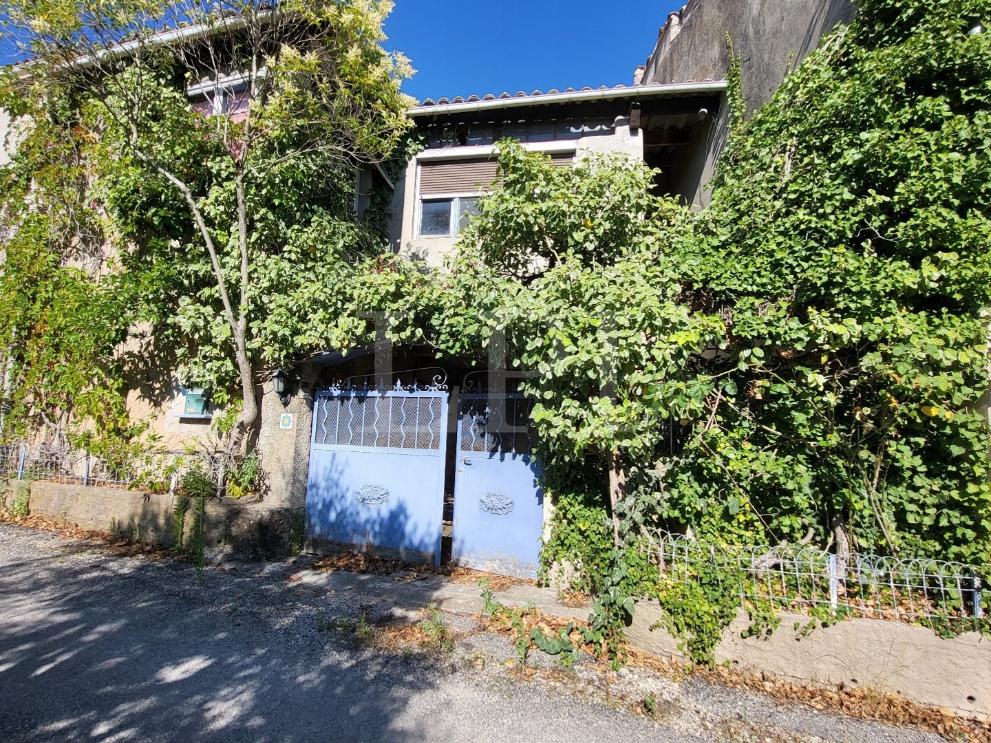 Maison à vendre - 5 pièces - 107m2 - Saint-Saturnin-Lè... (84490)