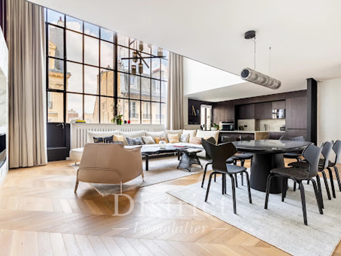 Appartement 4 pièces 144 m²