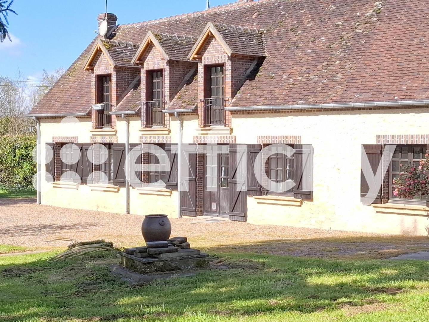 Maison 7 pièces 161 m²