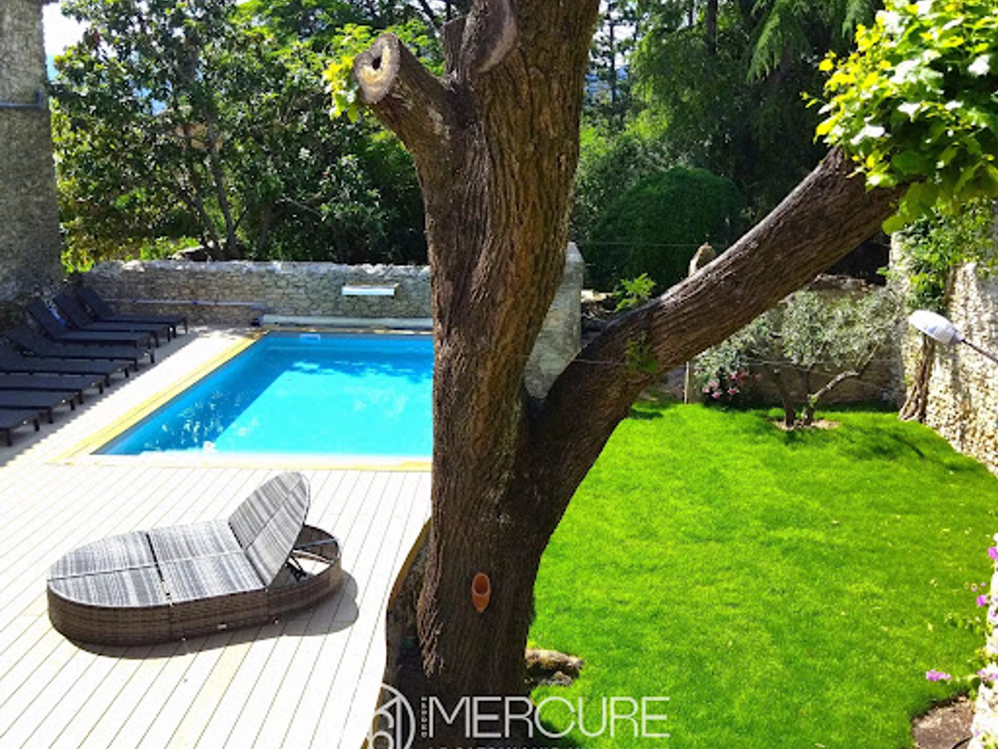 Maison 11 pièces 403 m²