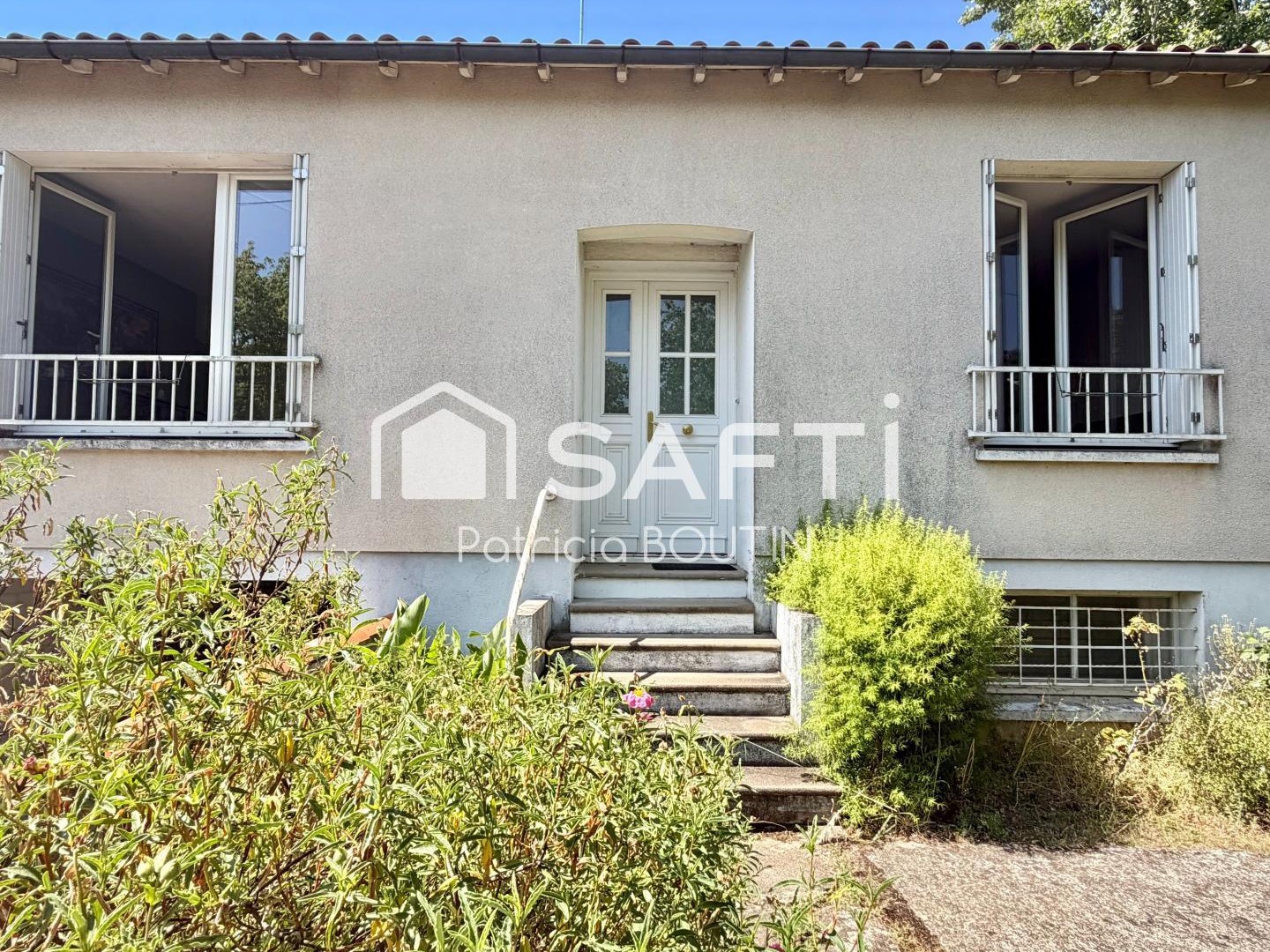 PAVILLON 3 CHAMBRES, GARAGE ET JARDIN A NIORT !