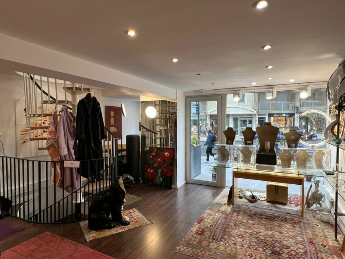 Local commercial 70 m²