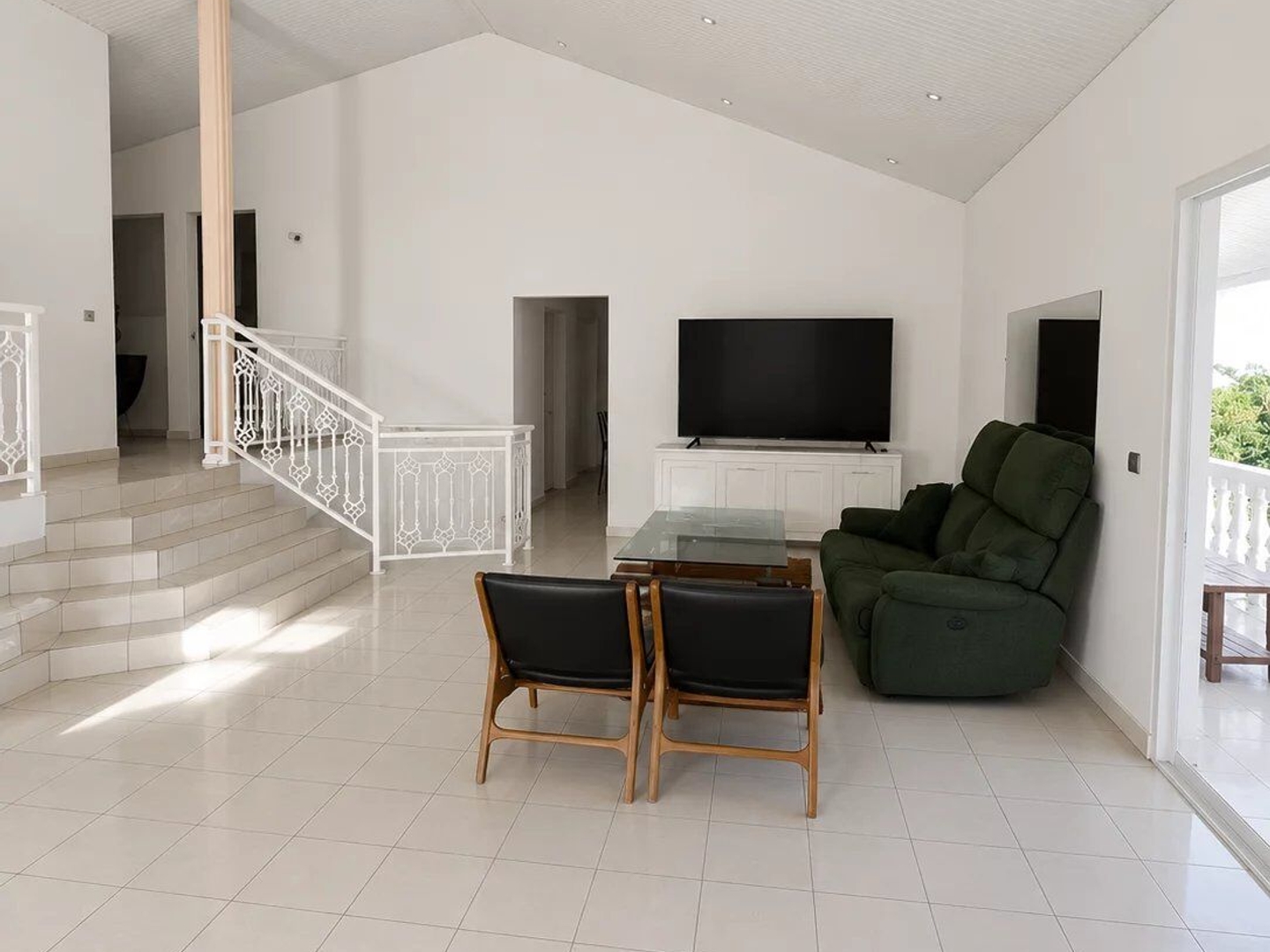 Grand appartement atypique - Saint-Joseph (Gondeau) - Vente interactive
