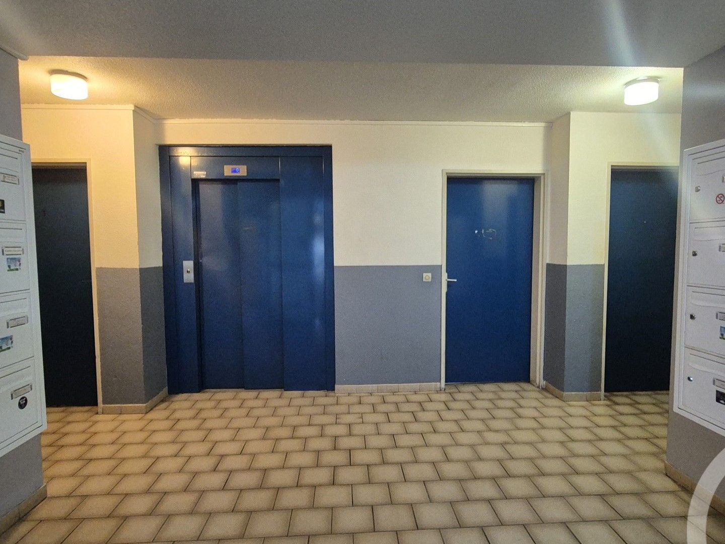 Appartement à vendre - 1 pièce - 23m2 - Clermont-L'hérault (34800)