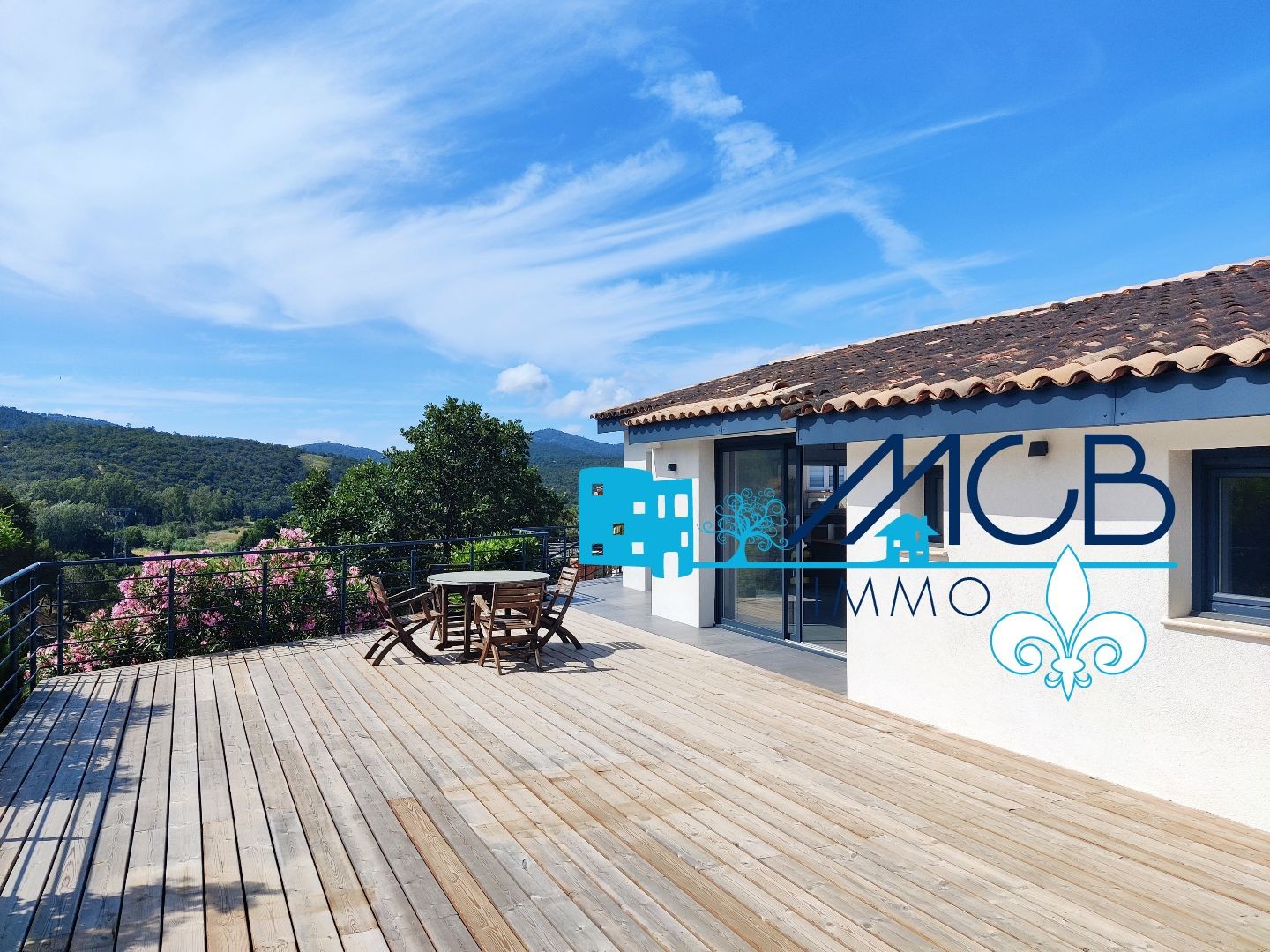 Maison de plain pied avec vue dégagée