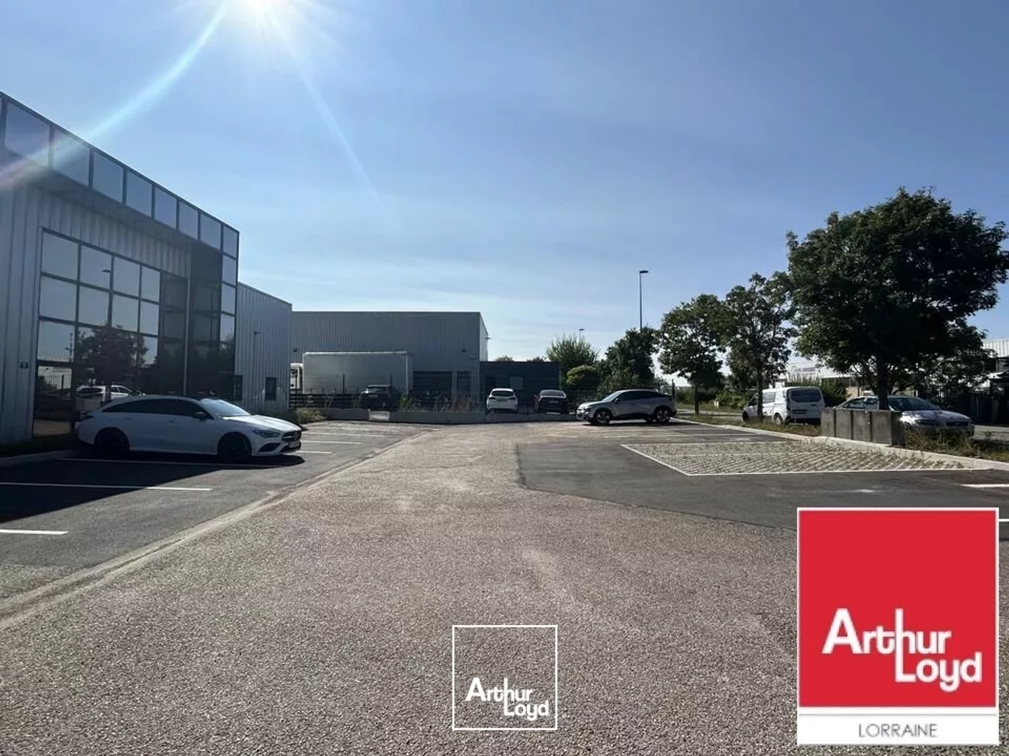 Locaux à vendre - 1000m2 - Metz (57070)