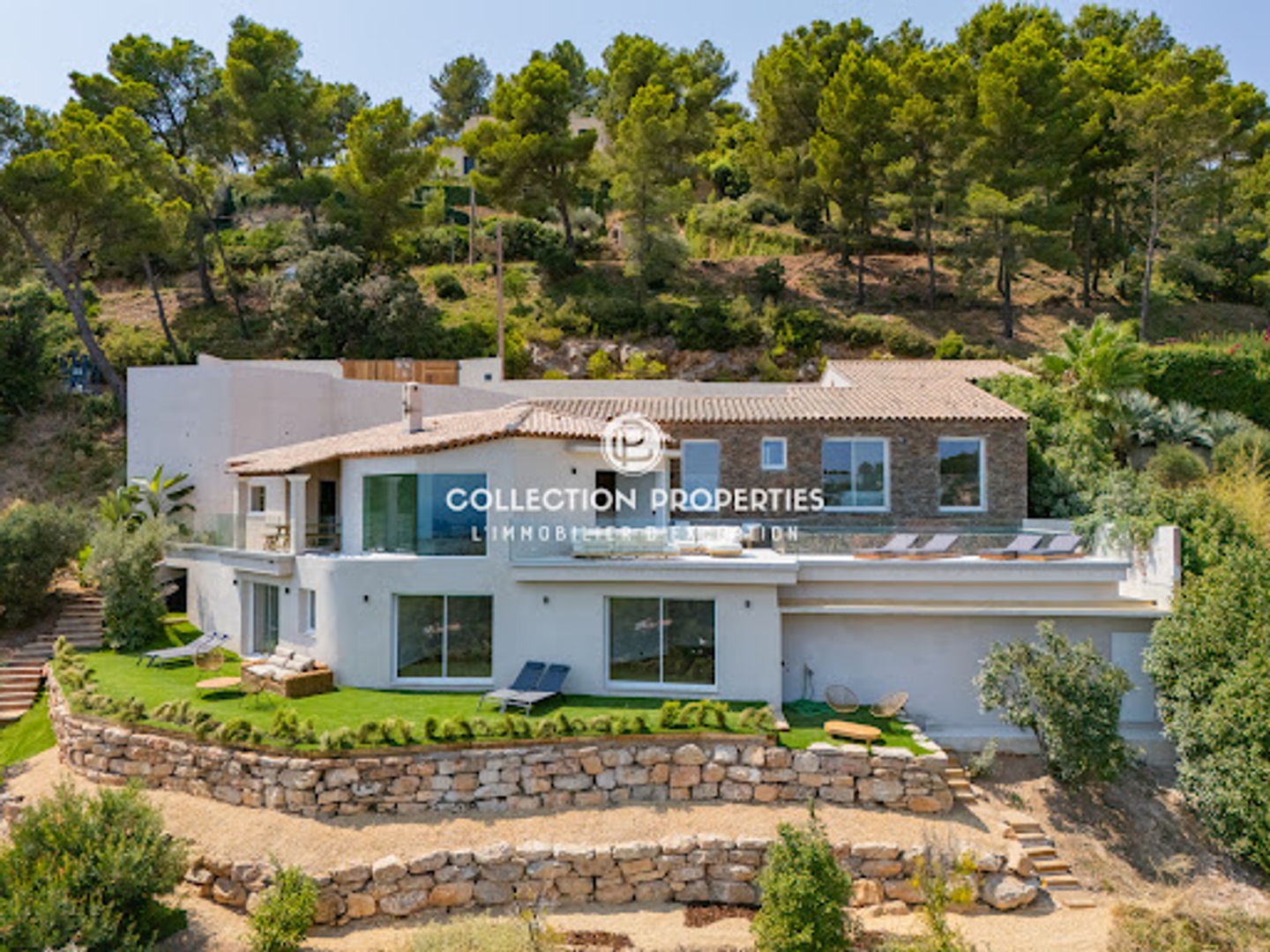 Villa 7 pièces 270 m²