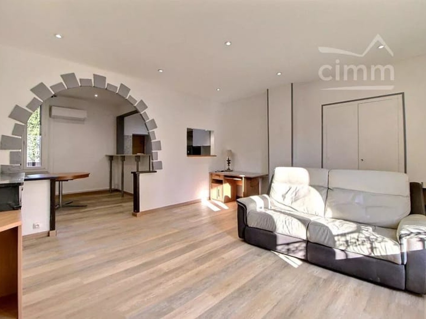 Appartement T3 de 79 m² + cave + 2 parkings