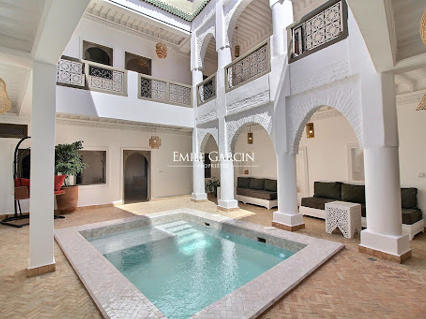 Propriété 7 pièces 250 m²