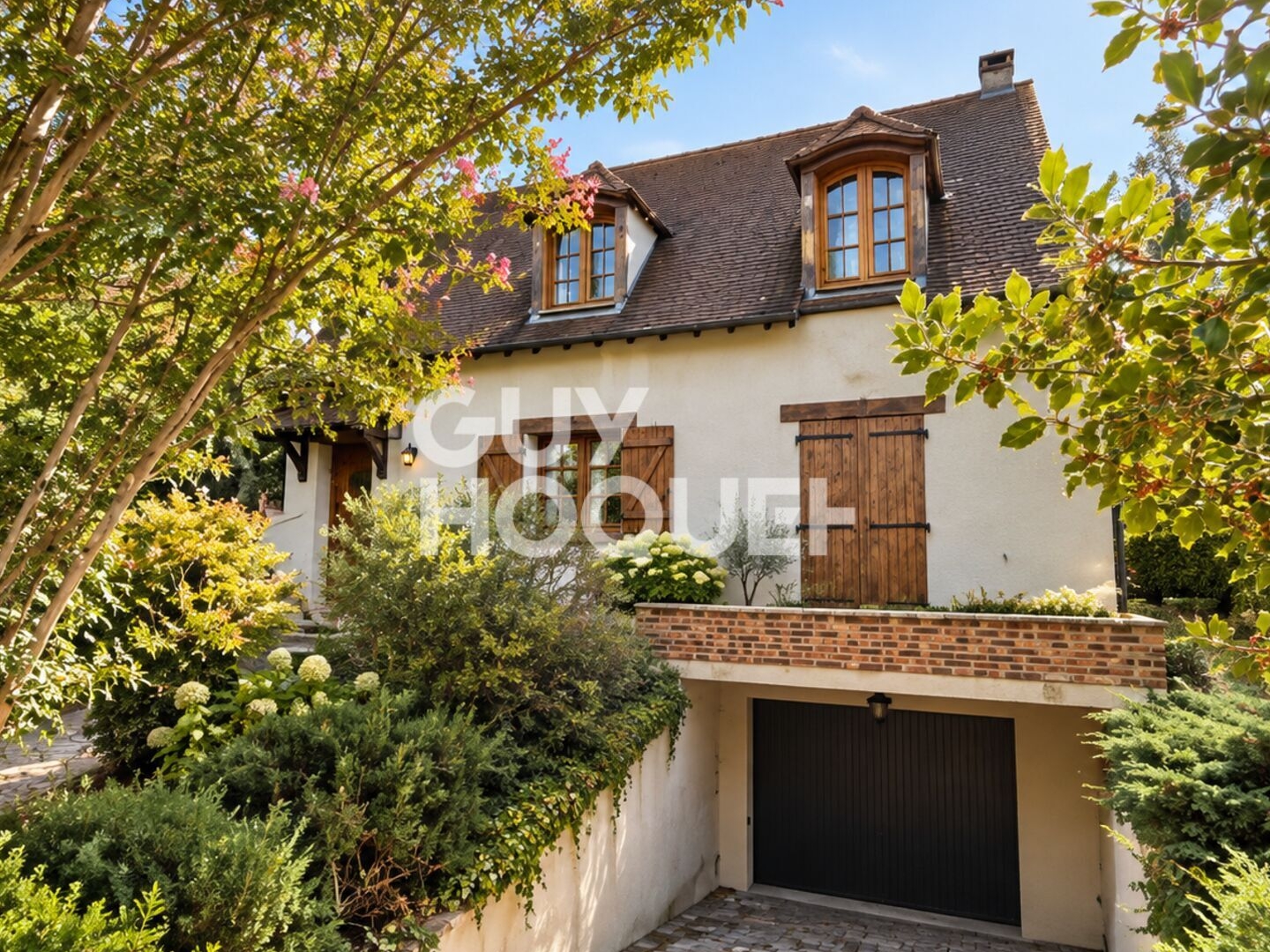 Maison à vendre - 5 pièces - 143m2 - Le Plessis-Trévise (94420)