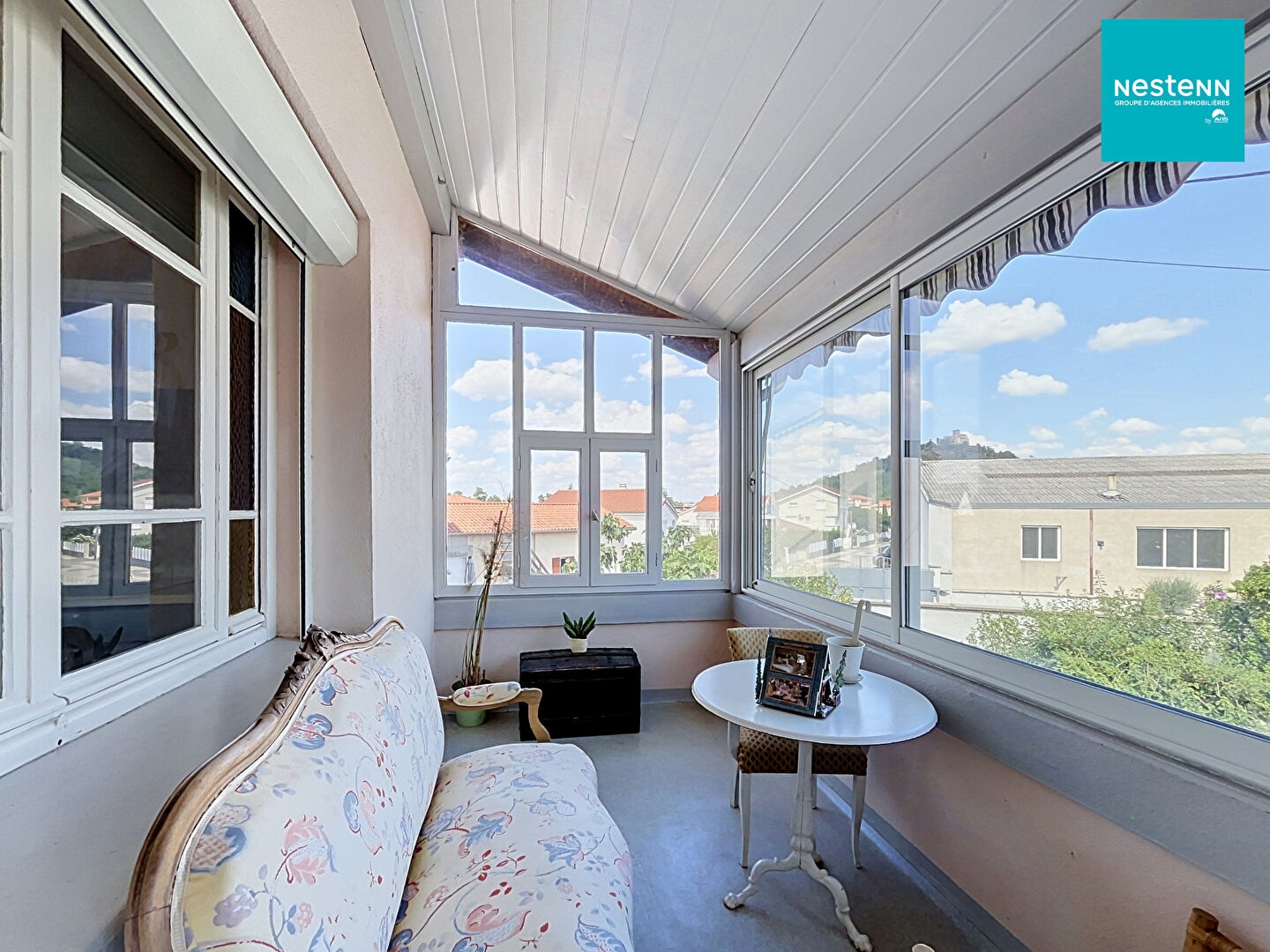 Maison à vendre - 6 pièces - 140m2 - Saint-Romain-Le-Puy (42610)