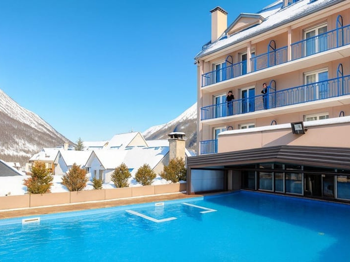 INVESTISSEMENT LOCATIF - CAUTERETS - Résidence de tourisme Appart'Hotel Garden & City - 7,68% de rentabilité