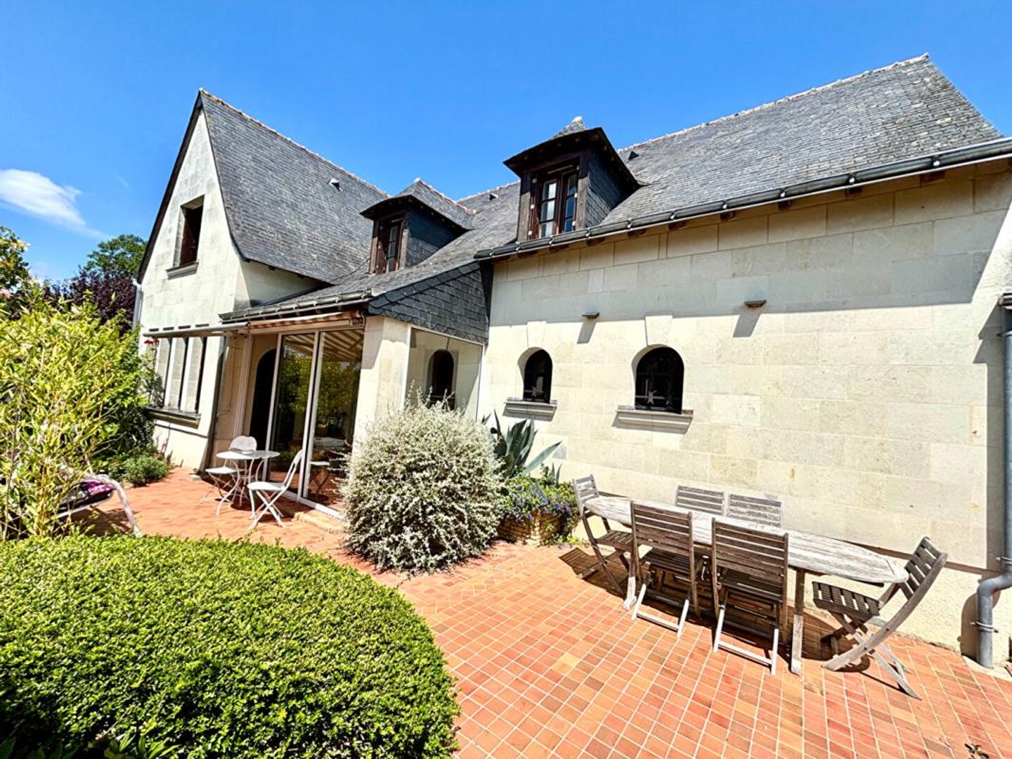 Maison à vendre - 6 pièces - 155m2 - Bellevigne-Les-Ch... (49260)