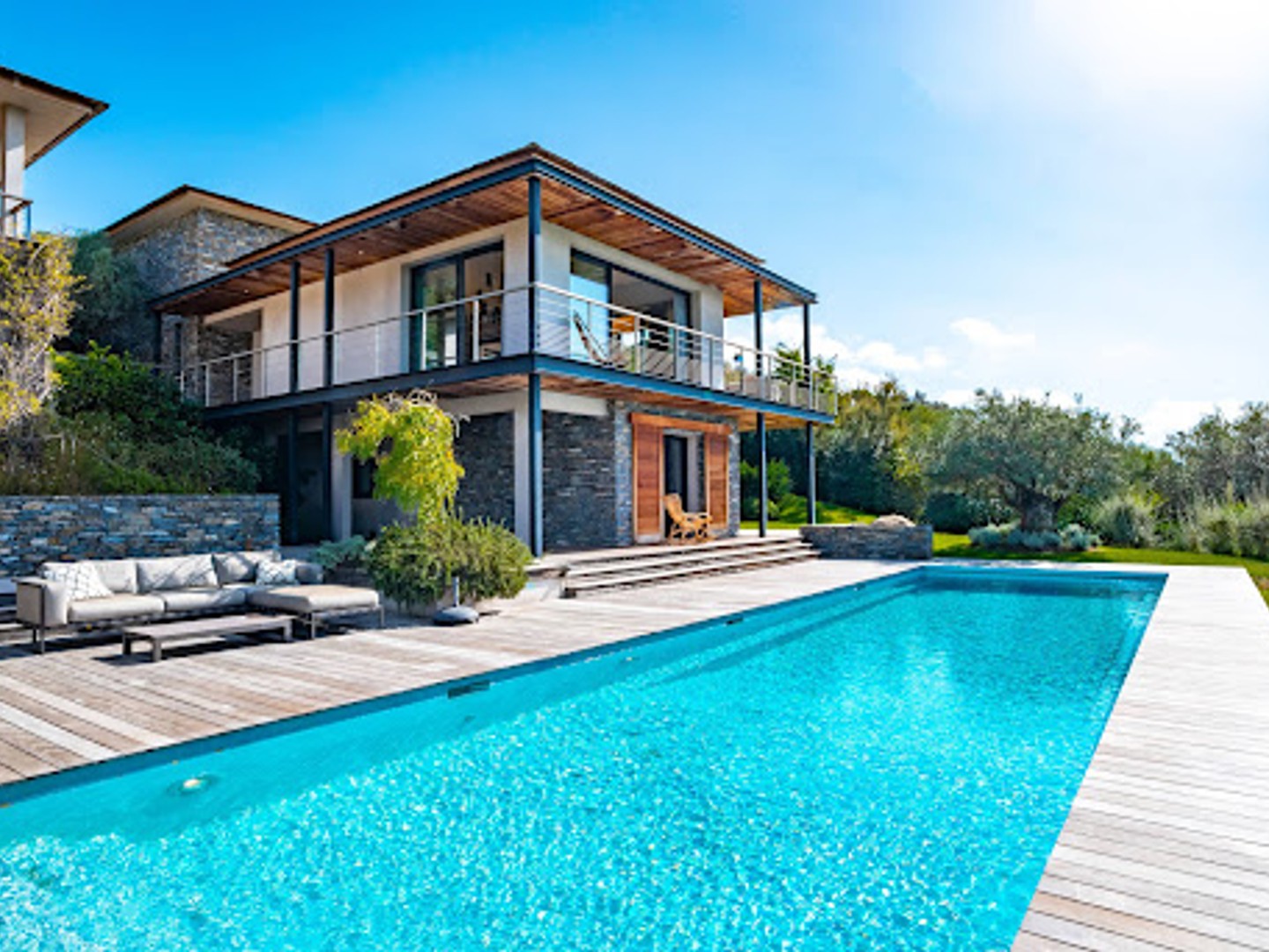Maison 7 pièces 350 m²