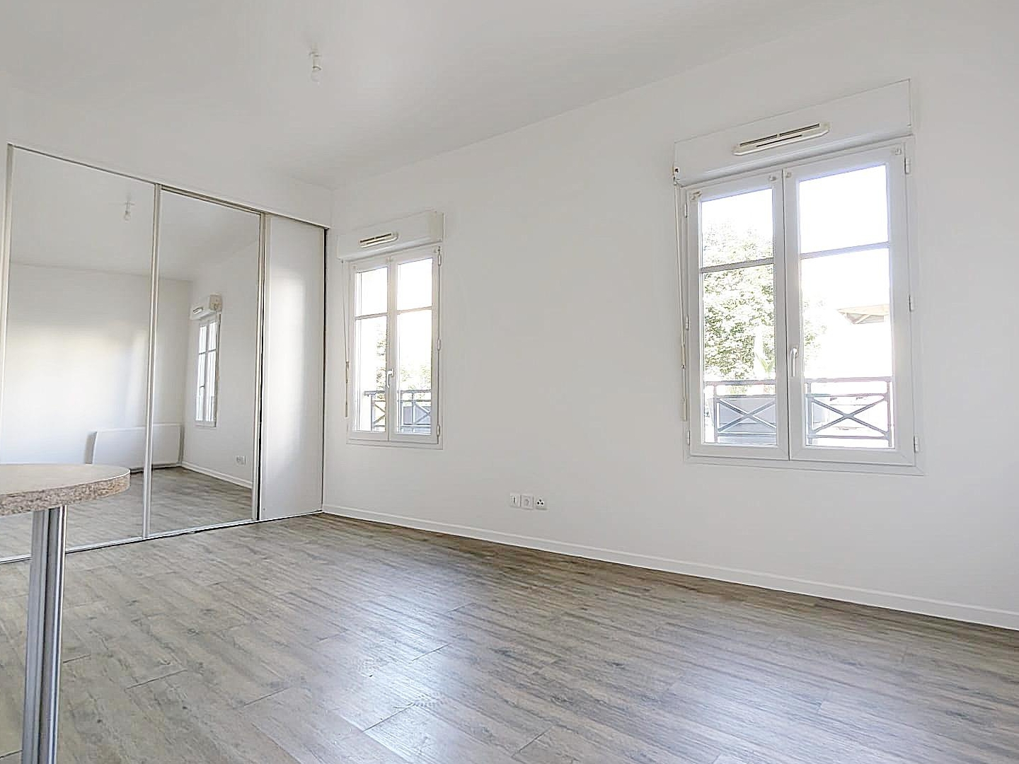 Studio 1 pièce 27 m²