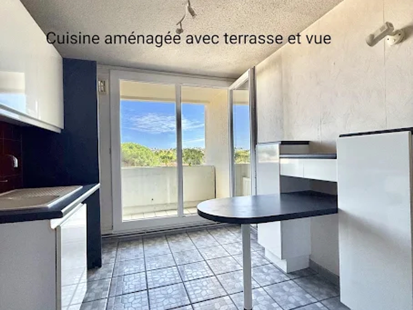 Appartement à vendre - 4 pièces - 97m2 - Béziers (34500)