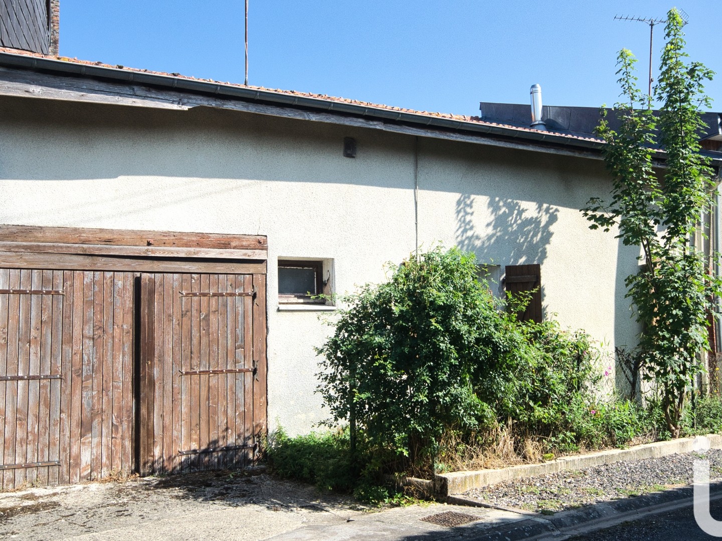 Maison 2 pièces 97 m²