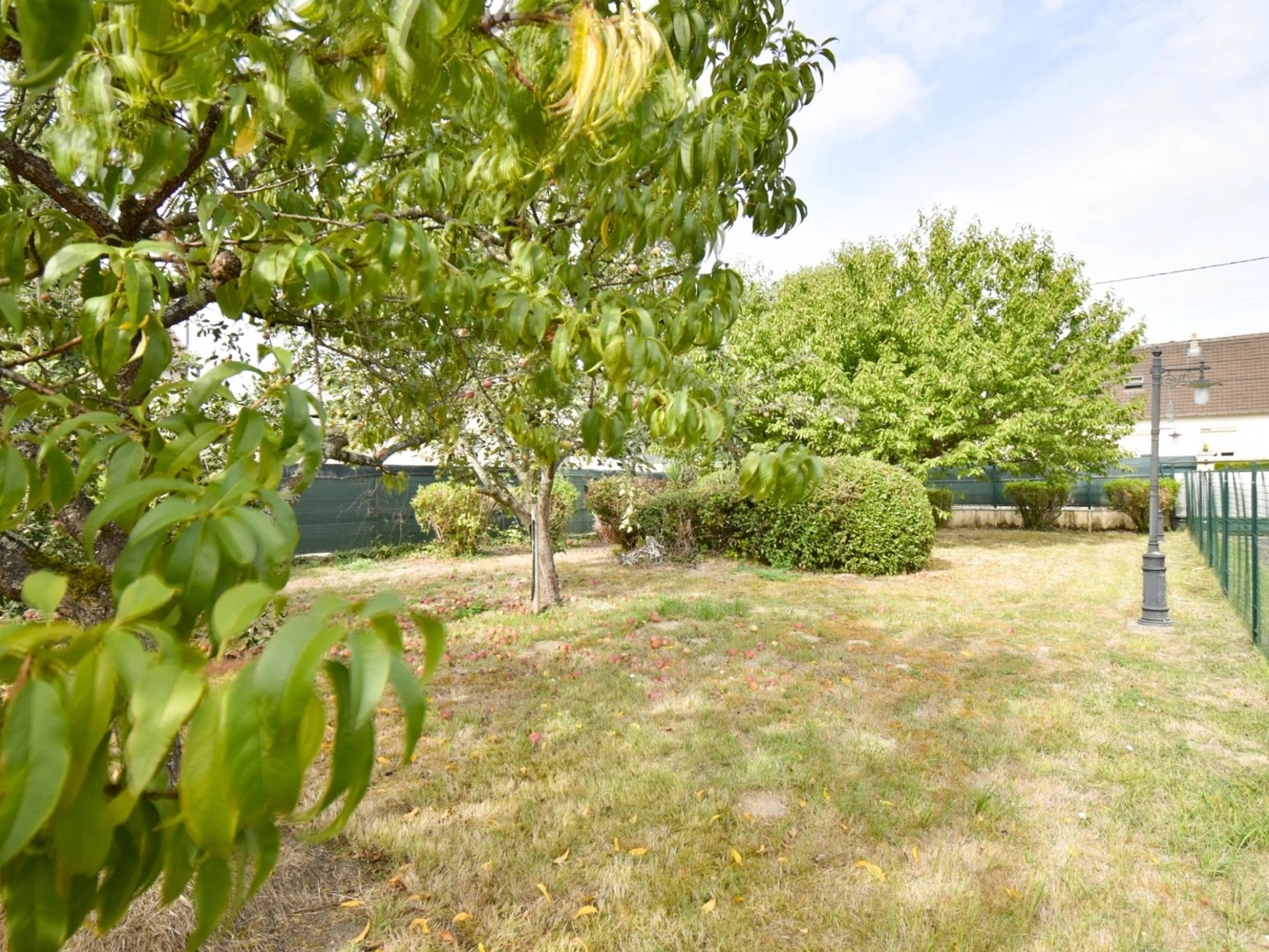 Maison à vendre - 9 pièces - 365m2 - Saint-Romain-Sur-... (41140)