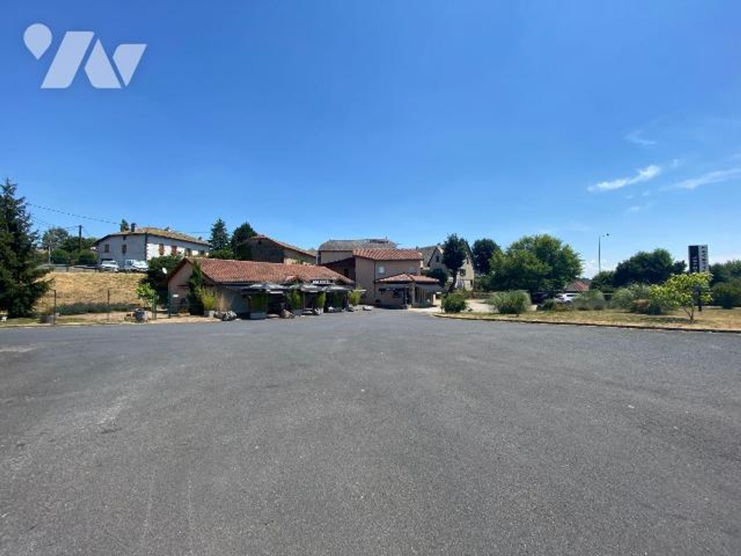 Magasin à vendre - 2 pièces - 373m2 - Ytrac (15130)