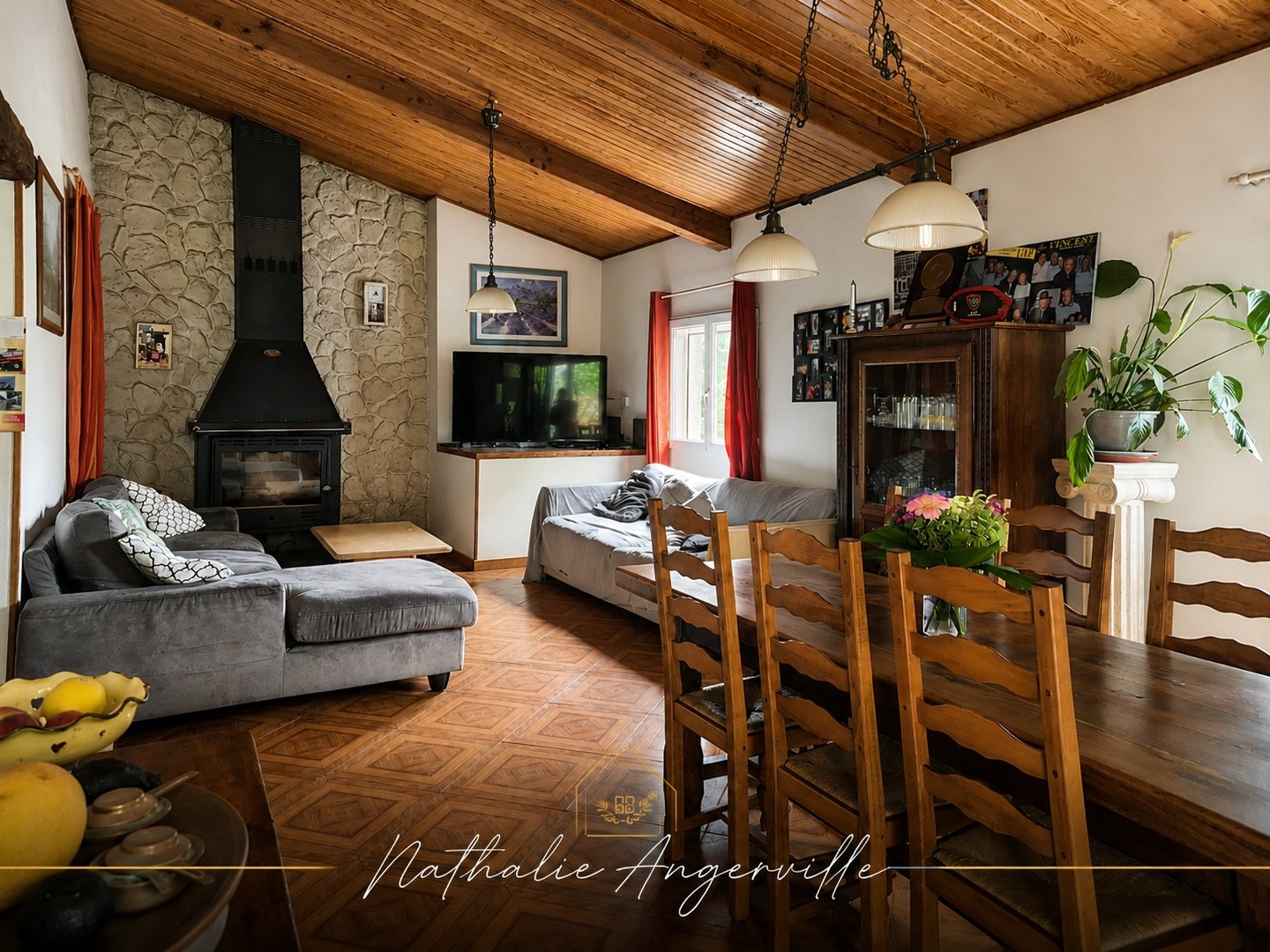 Maison à vendre - 4 pièces - 98m2 - Leynhac (15600)