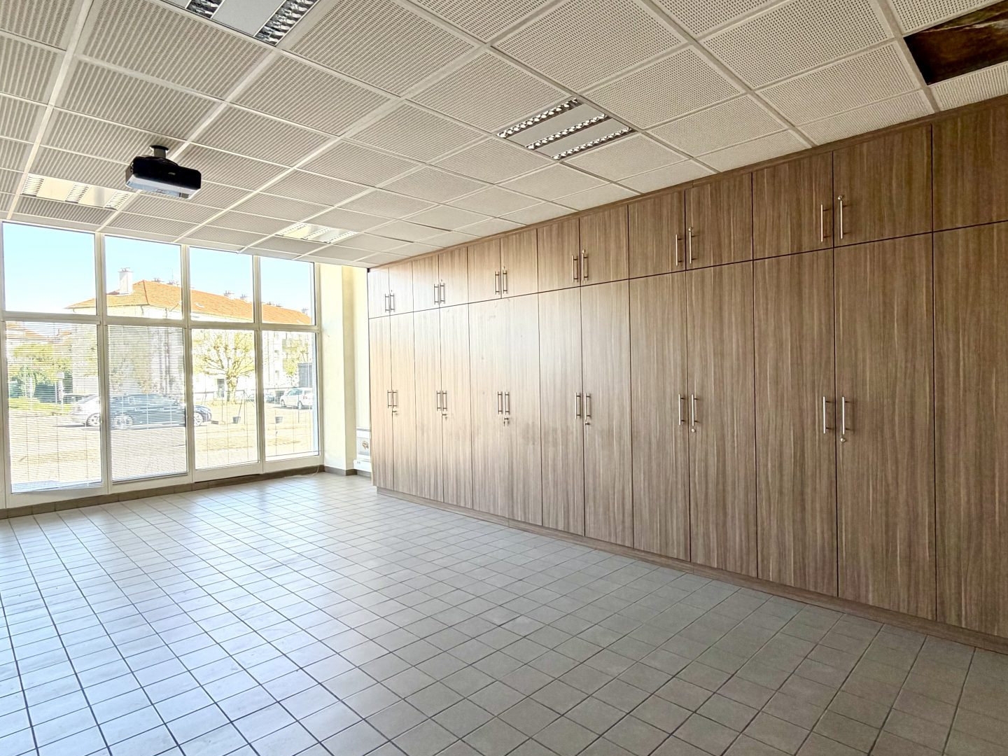 Locaux à vendre - 626m2 - Spicheren (57350)
