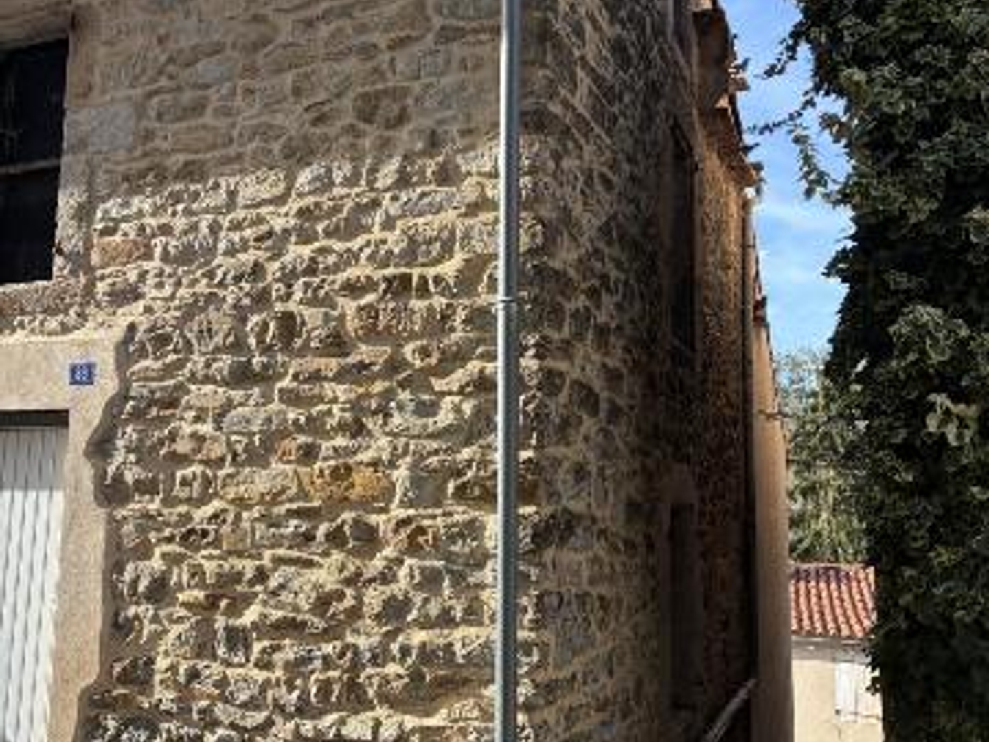 Parking / garage / box à vendre - 69m2 - Saint-Jean-D'alca... (12250)
