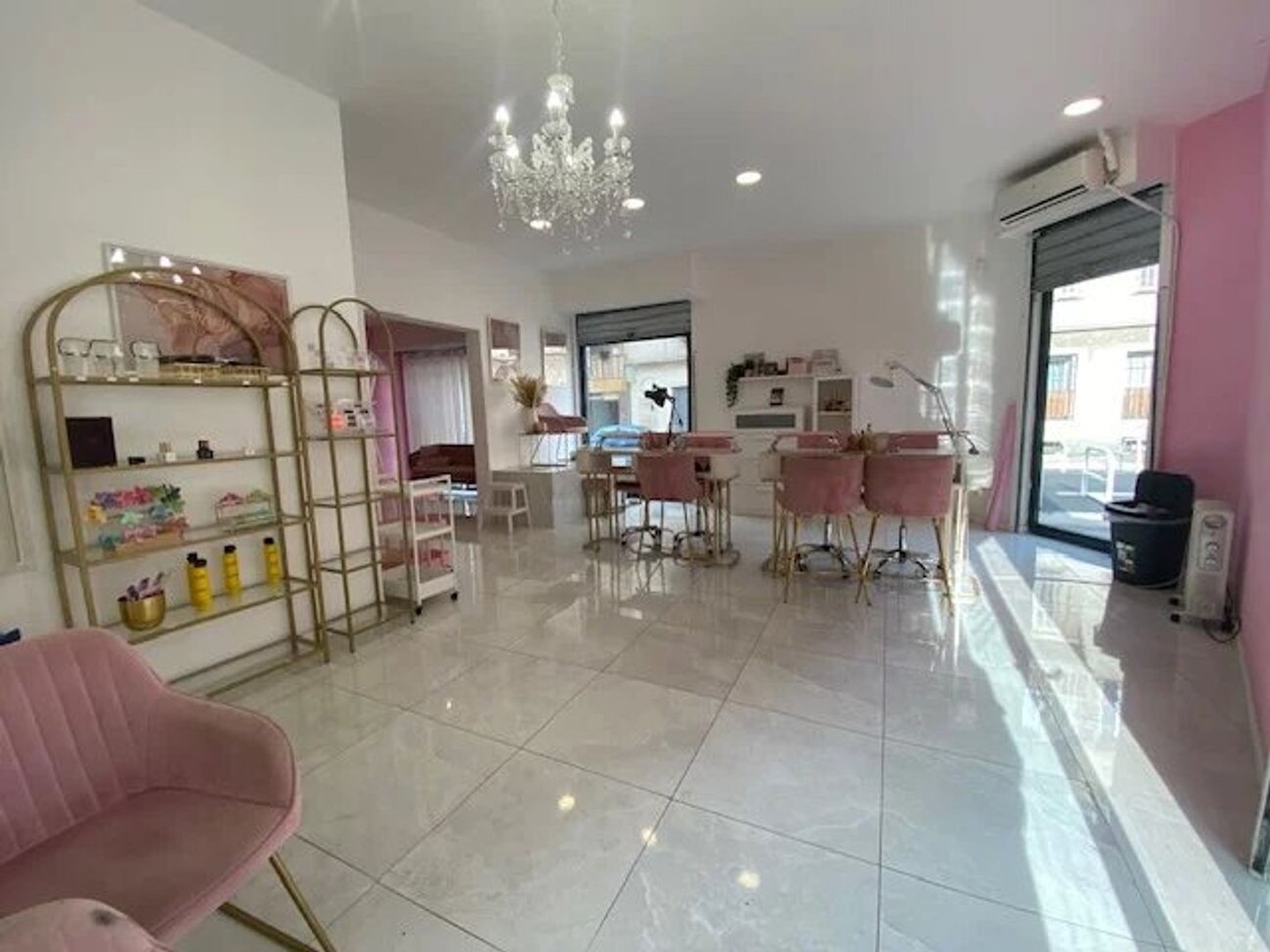 Commerce 2 pièces 56 m²