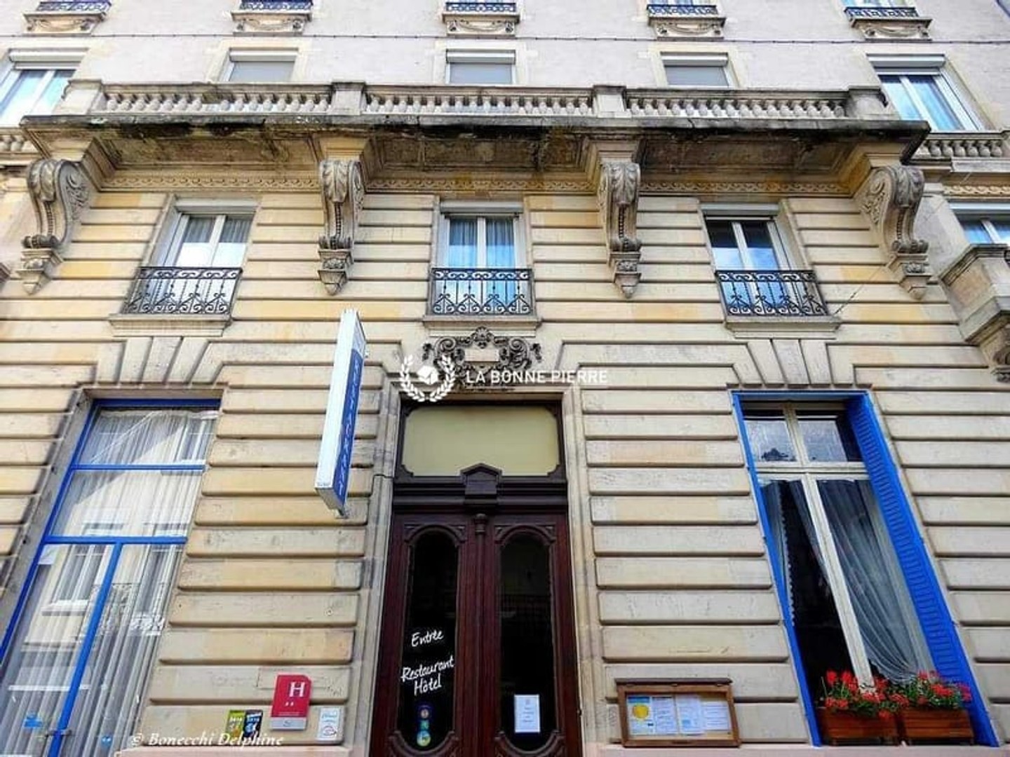 Mûrs et Fonds HOTEL RESTAURANT situé à Plombières-les-Bains