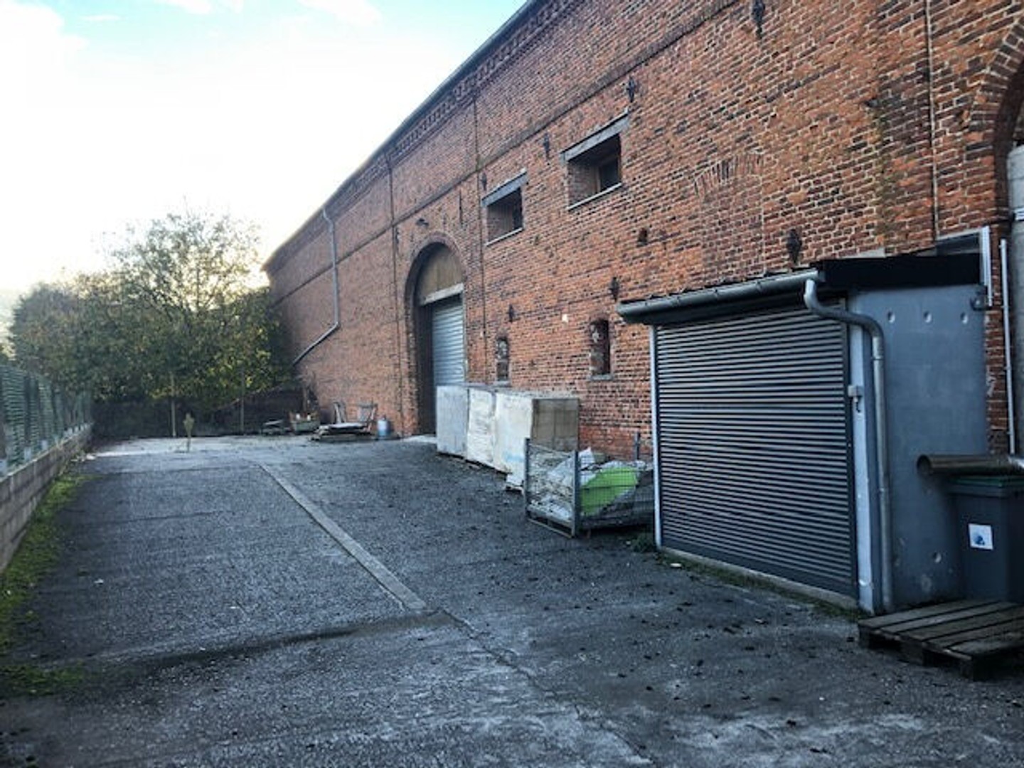 Magasin à vendre - 870m2 - Inchy (59540)