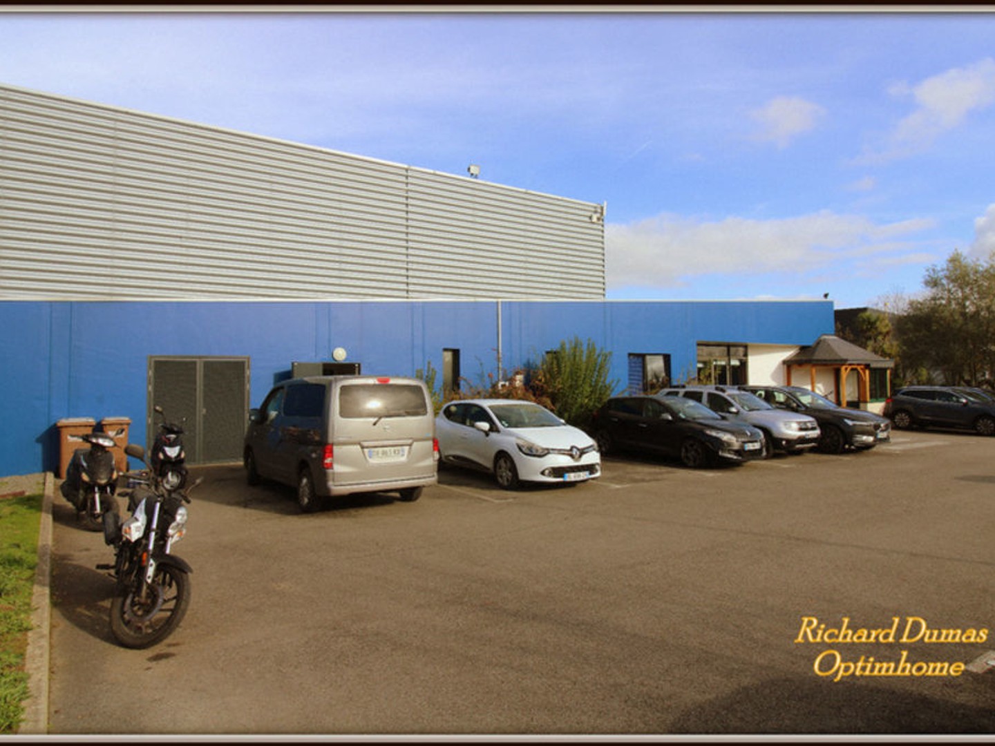 Bureaux à vendre - 2400m2 - Sainte-Marie (35600)