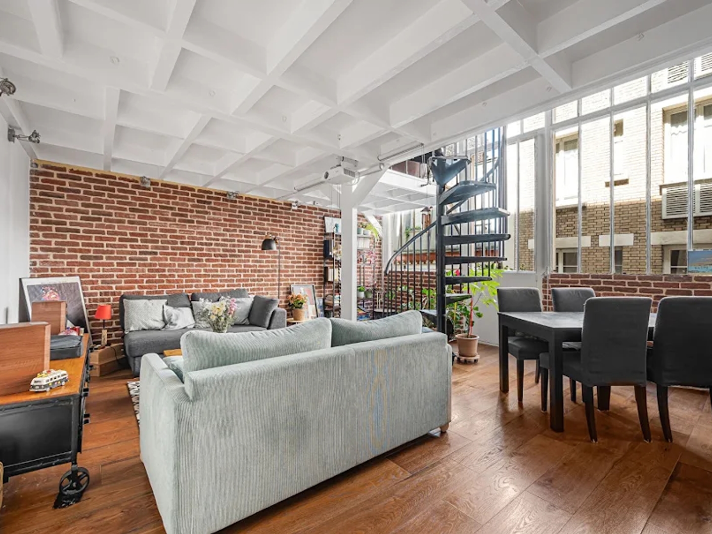 Locaux à vendre - 4 pièces - 149m2 - Paris 14e (75014)