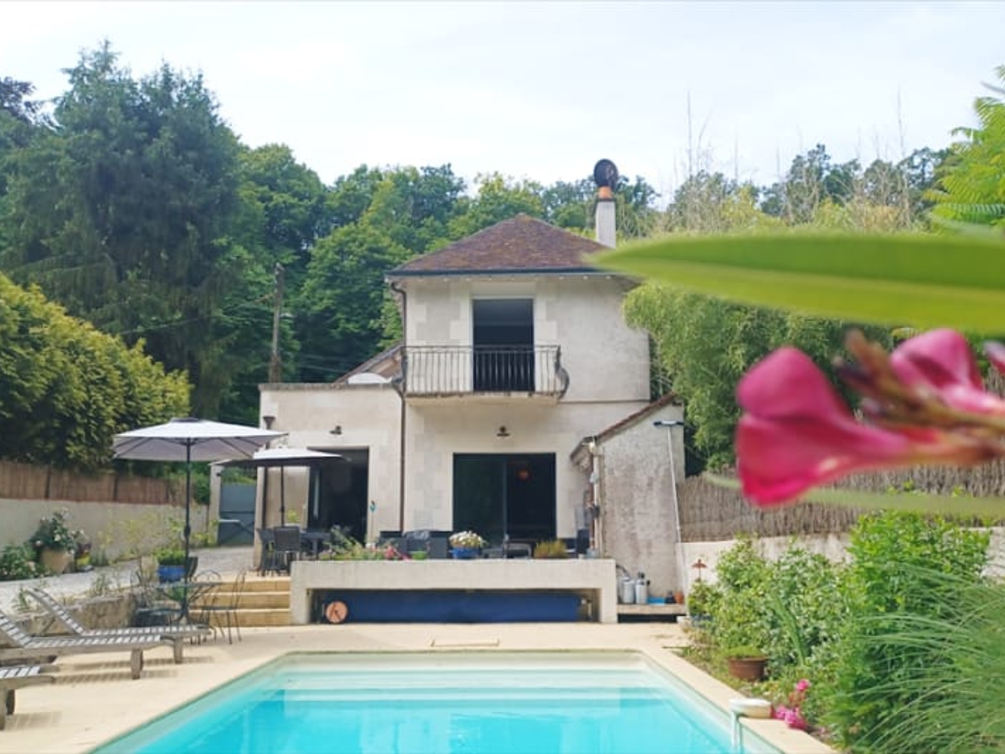Maison à vendre - 5 pièces - 137m2 - Montbazon (37250)