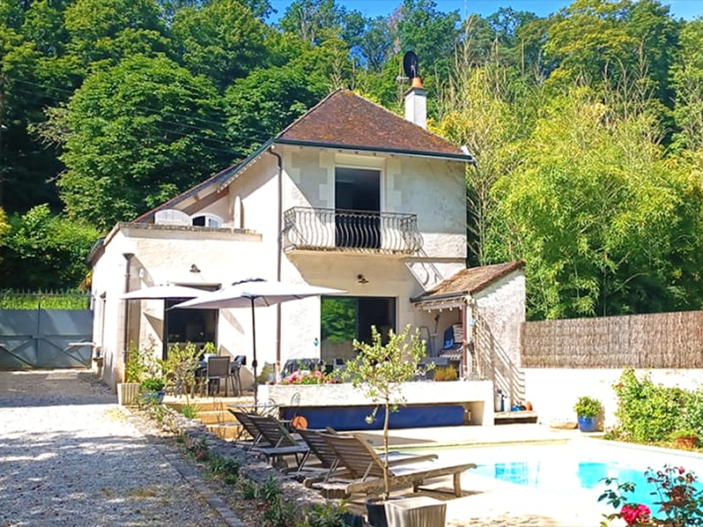 Maison à vendre - 5 pièces - 137m2 - Montbazon (37250)